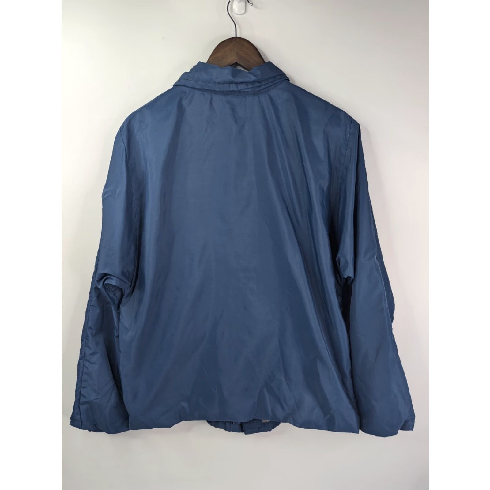 Russell Athletic VINTAGE Russell Athletic Nylon Jacket Medium Blue Windbreaker Snap Button Mens Size US M / EU 48-50 / 2 - 7 Thumbnail