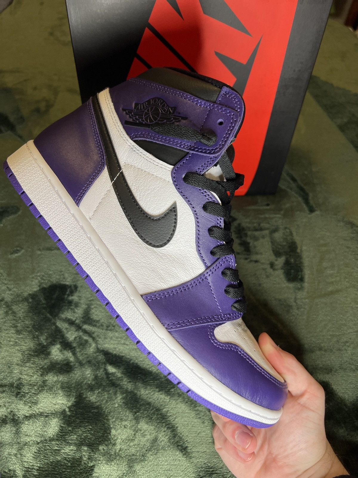 Jordan Brand Air Jordan 1 Court Purple 2020 size 11 Size US 11 / EU 44 - 2 Thumbnail