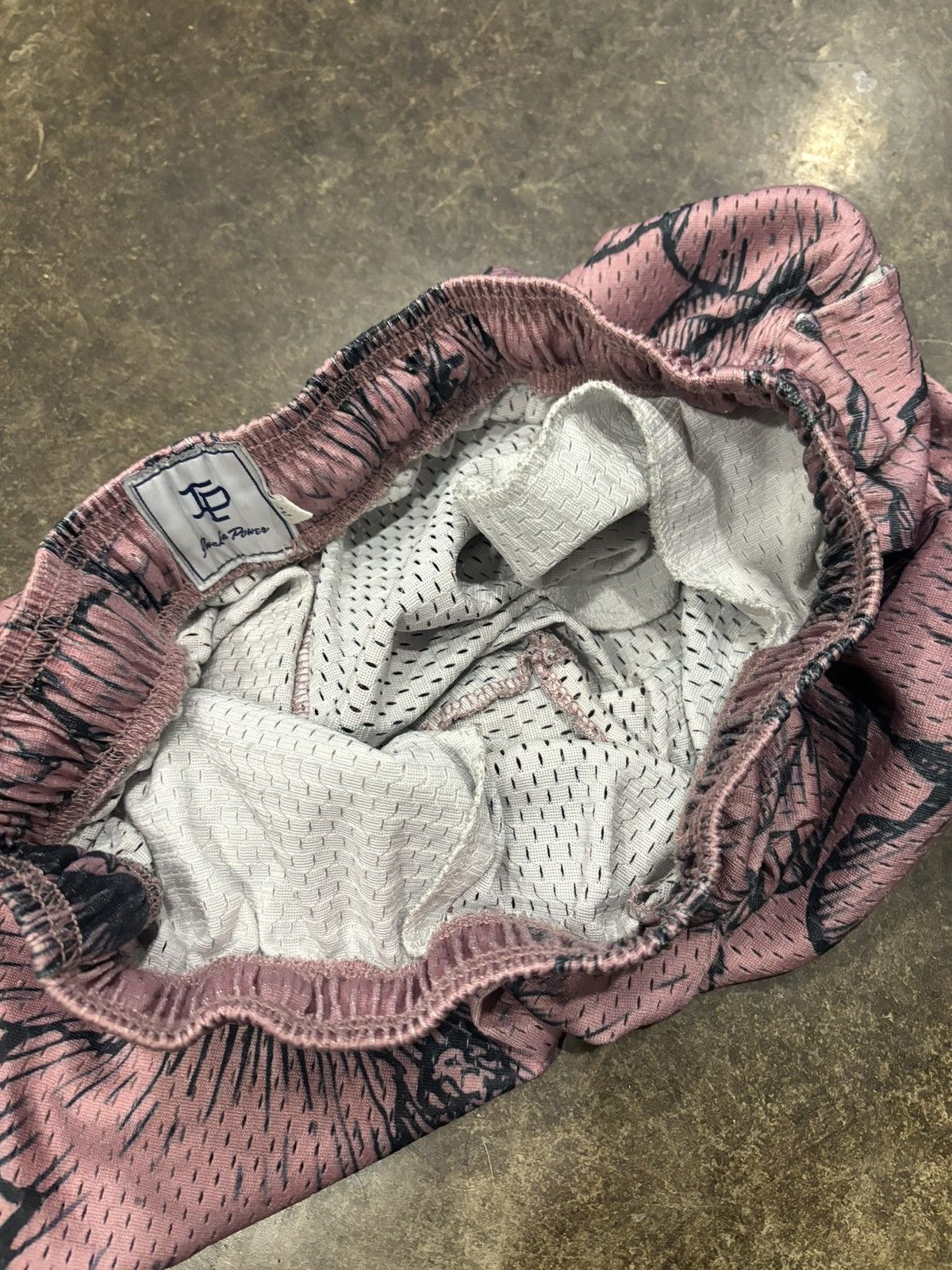 Other Inaka Power Mesh Floral Athletic Shorts Size US 32 / EU 48 - 7 Thumbnail