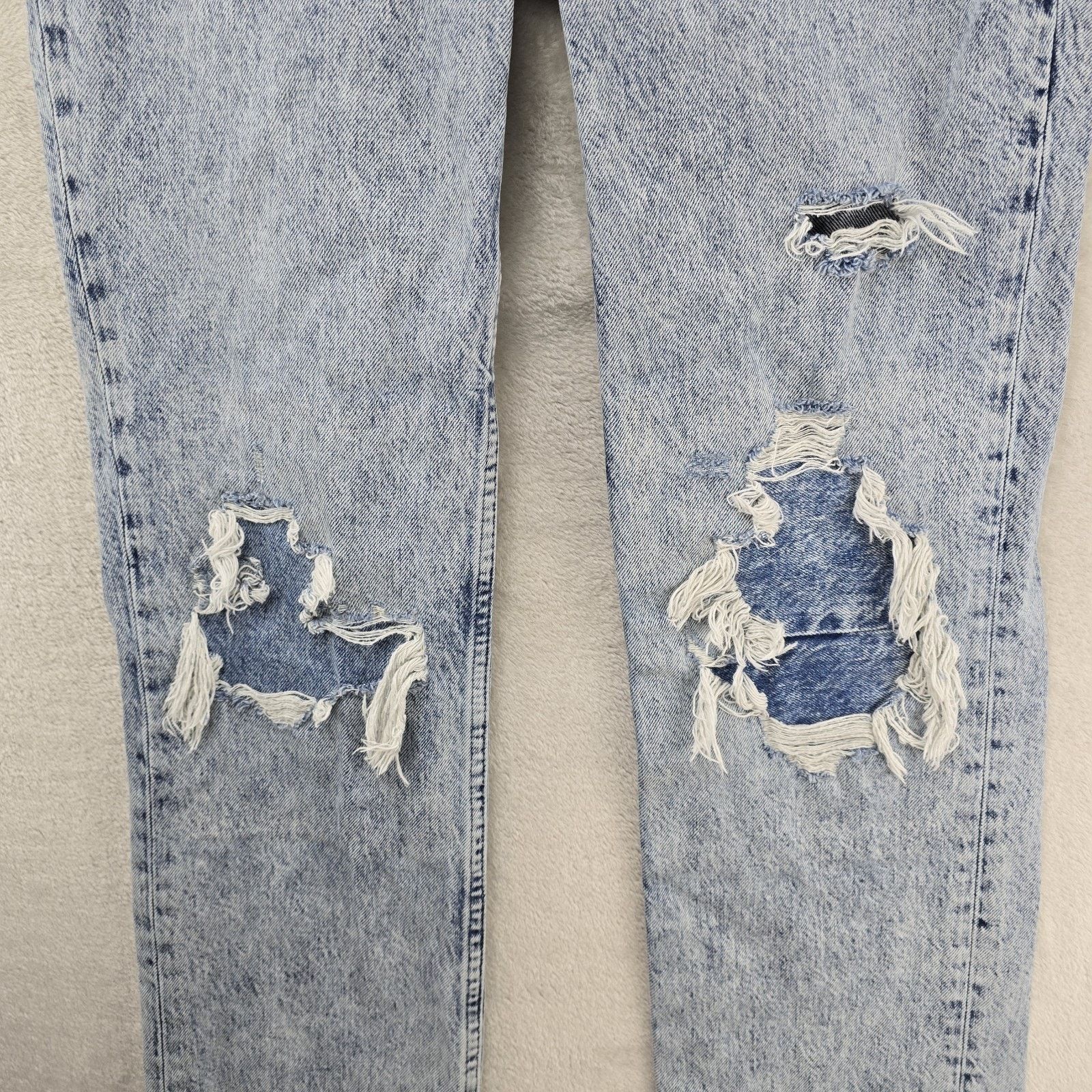 Free People We The Free Jeans Womens 27 Straight Leg Distressed 27x32 Size 27" / US 4 / IT 40 - 3 Thumbnail