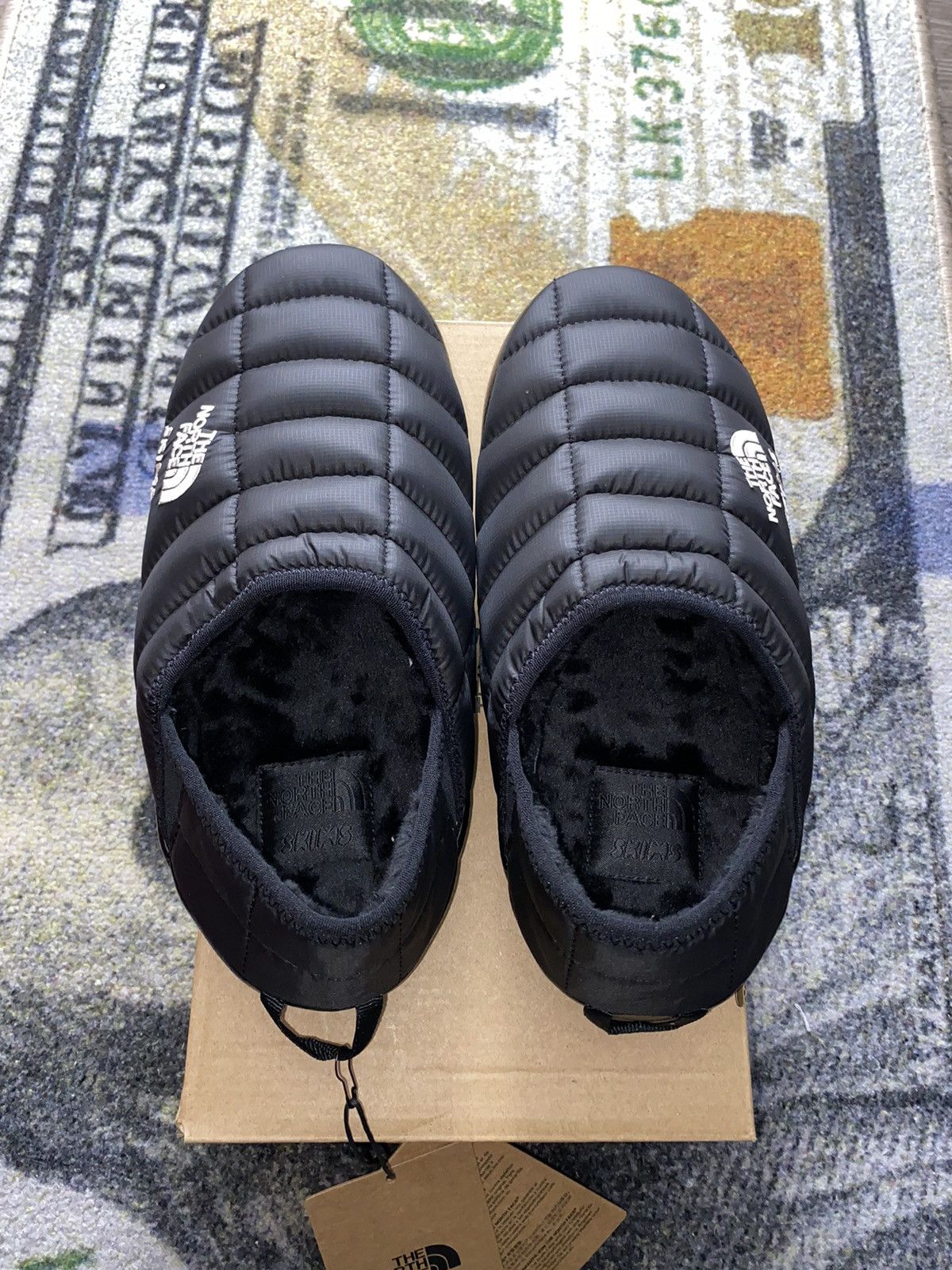 SKIMS × The North Face SKIMS x The North Face Edition Thermoball Traction Loafers Size US 8 / IT 38 - 3 Thumbnail