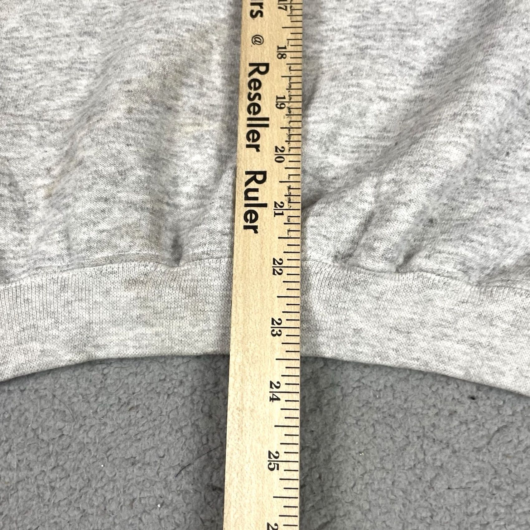 Vintage VINTAGE MV Sport Wynns Racing Sweatshirt Adult L Gray Embroidered 90s Grunge Hip Hop USA Shirt Mens Size US L / EU 52-54 / 3 - 7 Thumbnail