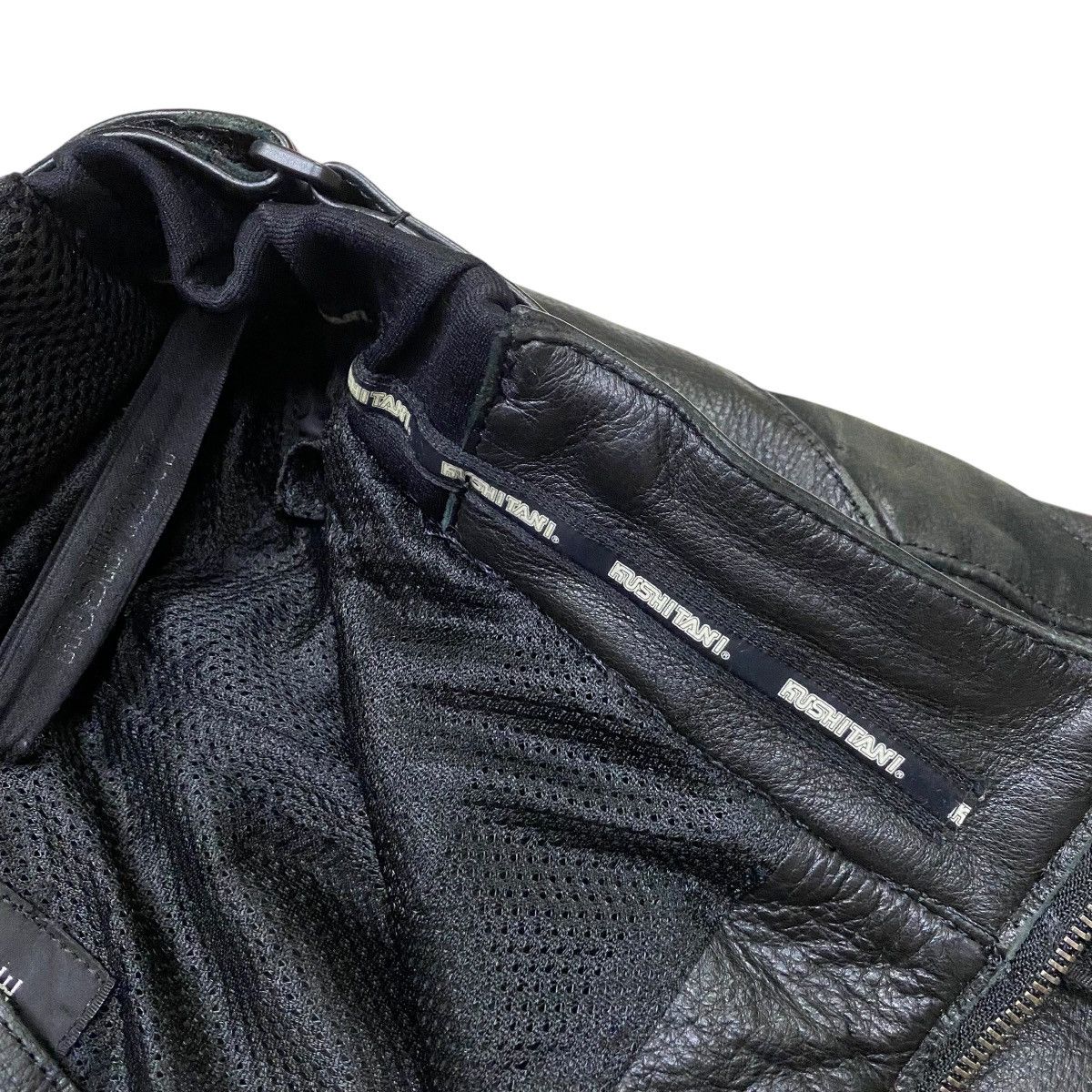 Kadoya Kushitani Motor Cycling Sport Equipment Cowhide Pant Size US 30 / EU 46 - 13 Thumbnail