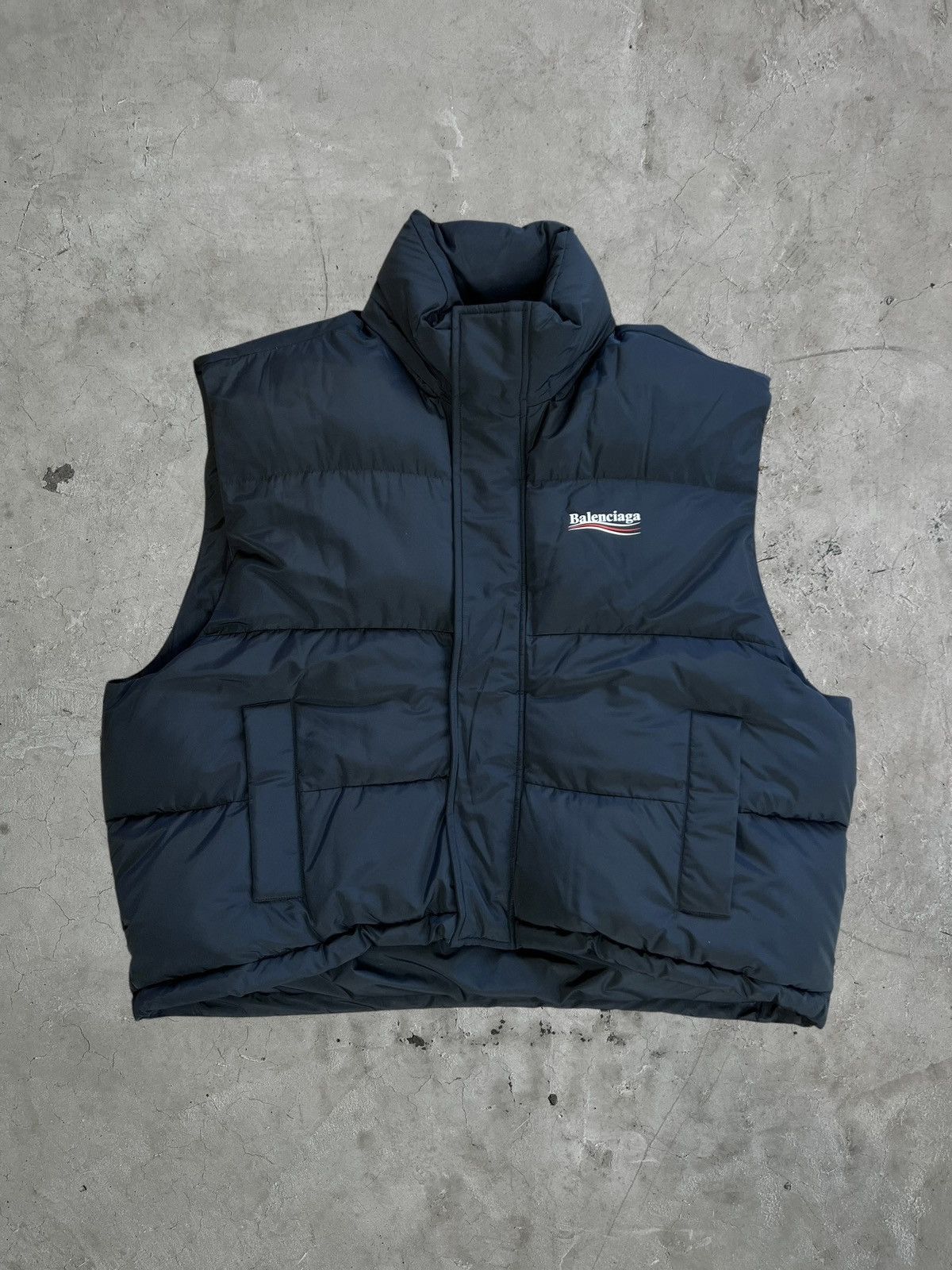 Balenciaga Balenciaga Campaign Logo Puffer Vest Size US L / EU 52-54 / 3 - 1 Thumbnail
