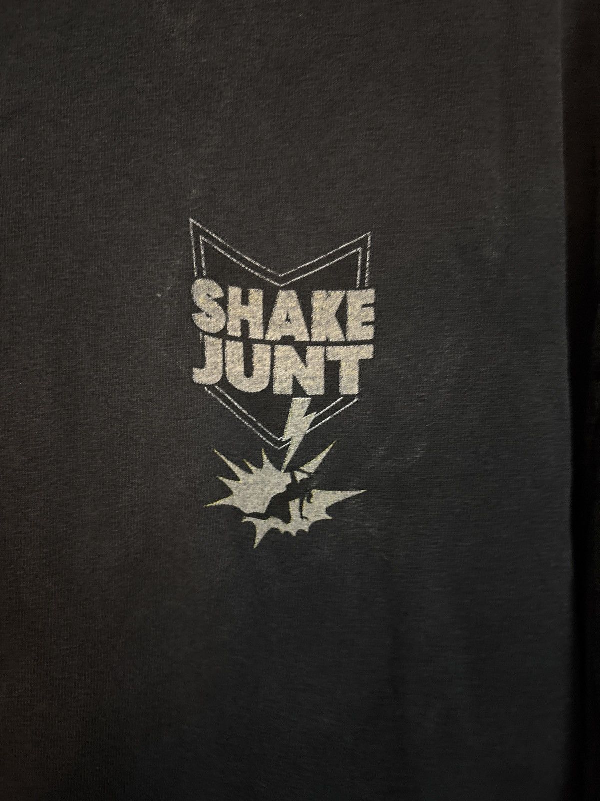 Vintage Shake Junt be gone skate wear Size US M / EU 48-50 / 2 - 4 Thumbnail