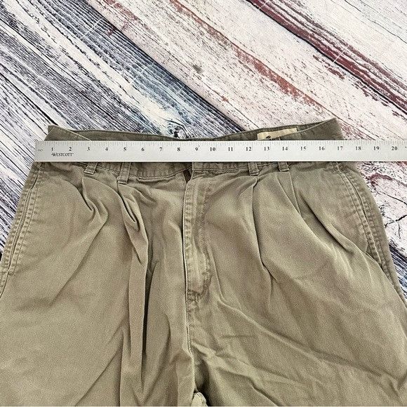 Eddie Bauer Vintage Eddie Bauer Pleated Olive Green Chinos Size US 36 / EU 52 - 7 Thumbnail
