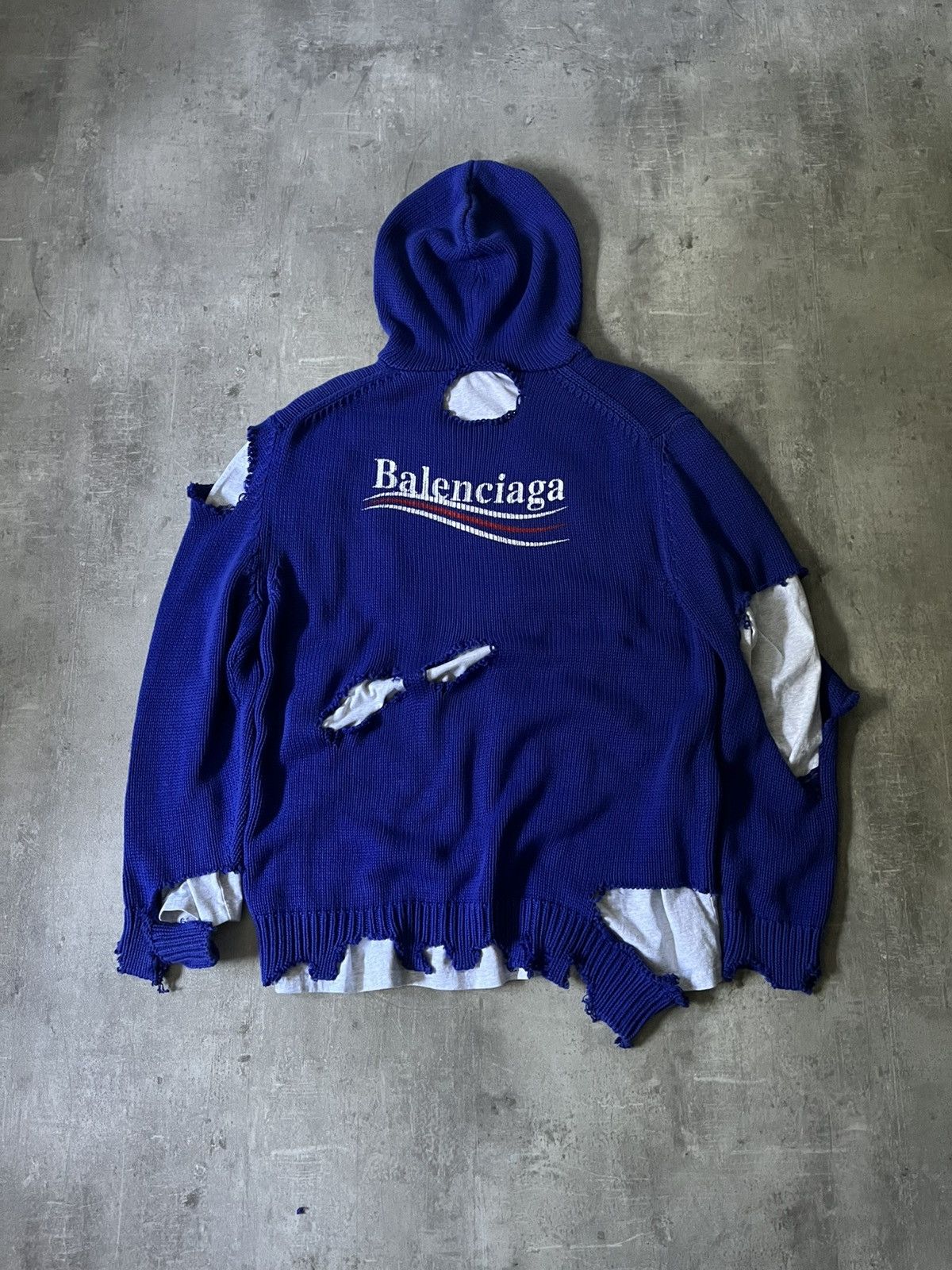 Balenciaga Balenciaga F/W 21 Political Campaign distressed sweater Size US S / EU 44-46 / 1 - 1 Thumbnail