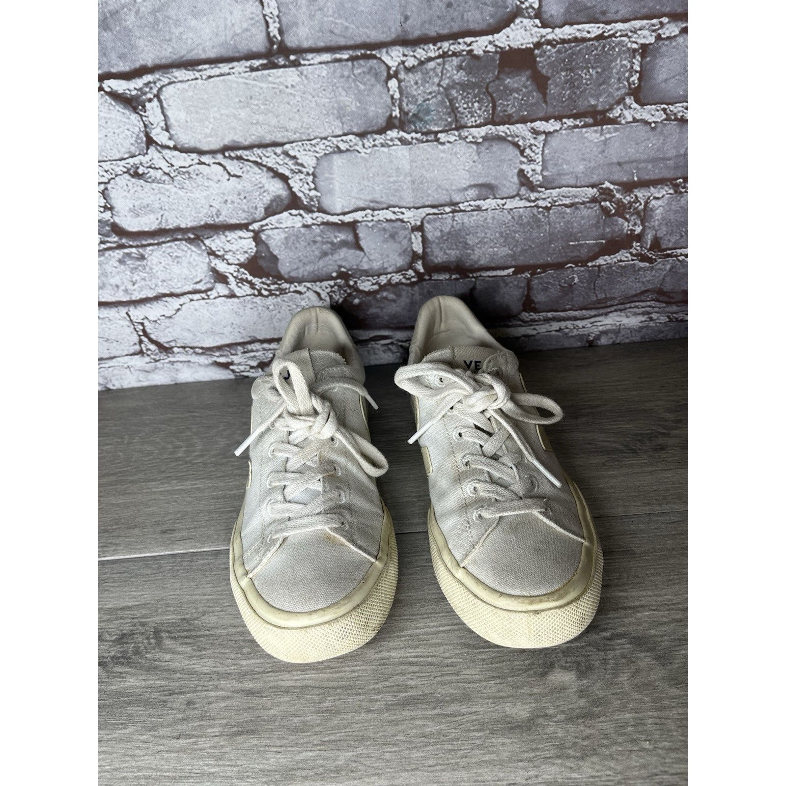 Veja Veja Campo Canvas White Low Top Fashion Sneakers Comfort Cas Size US 6 / IT 36 - 8 Thumbnail
