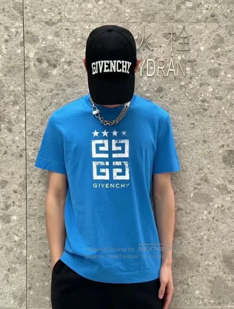 Givenchy Givenchy 4G Stars Slim Fit Short Sleeve Size US M / EU 48-50 / 2 - 2 Thumbnail