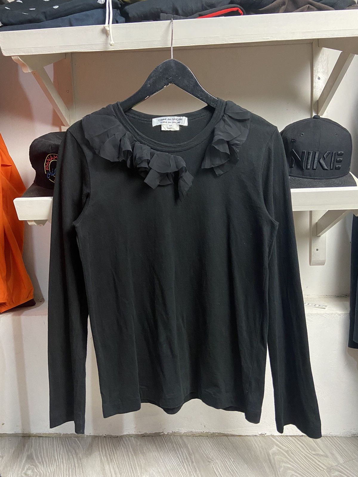 Comme des Garcons Come des garcons women floral long sleeve Size M / US 6-8 / IT 42-44 - 1 Thumbnail