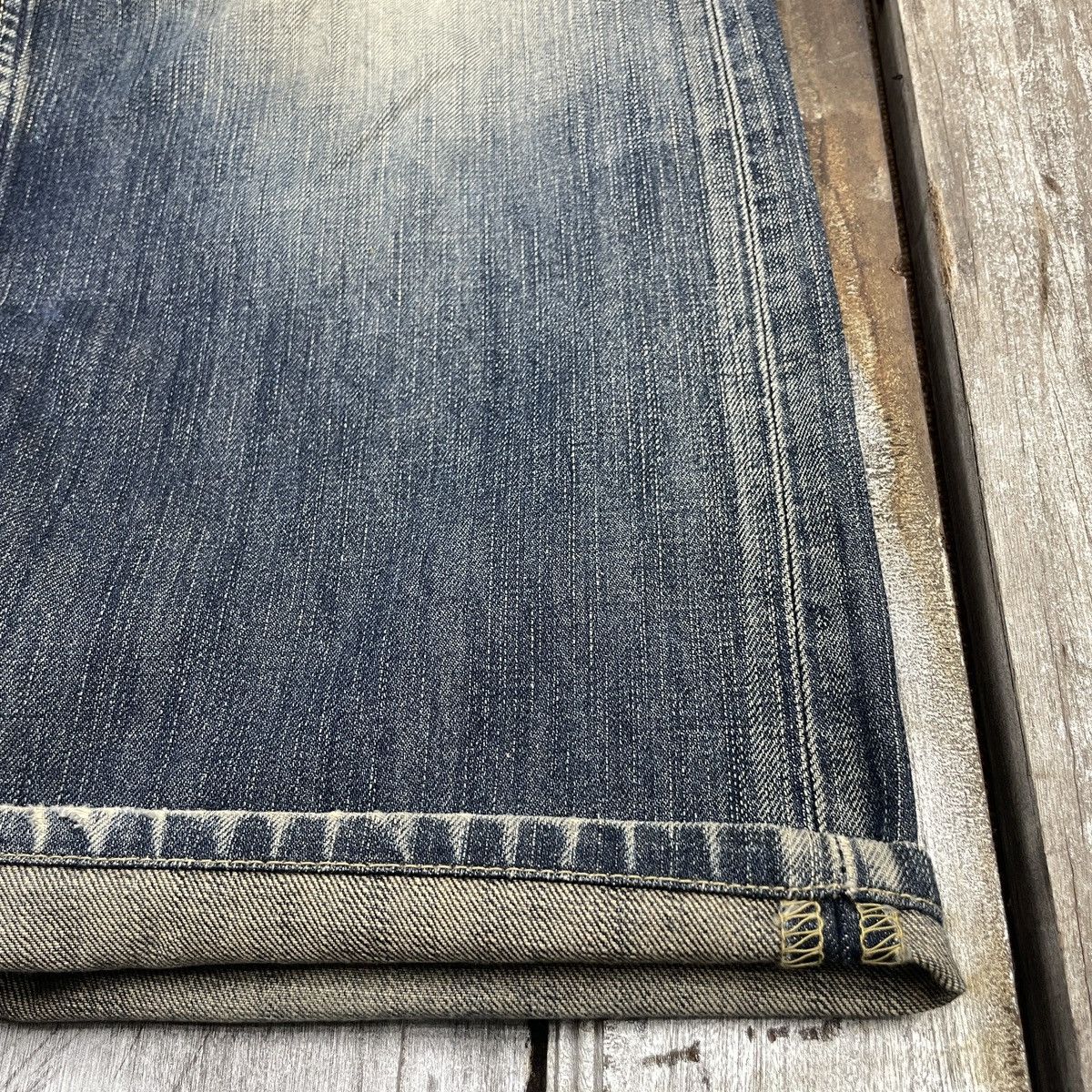 Levi's × Vintage Vintage Levis 504 Baggy Distressed Jeans wc 338 Size US 33 - 8 Thumbnail