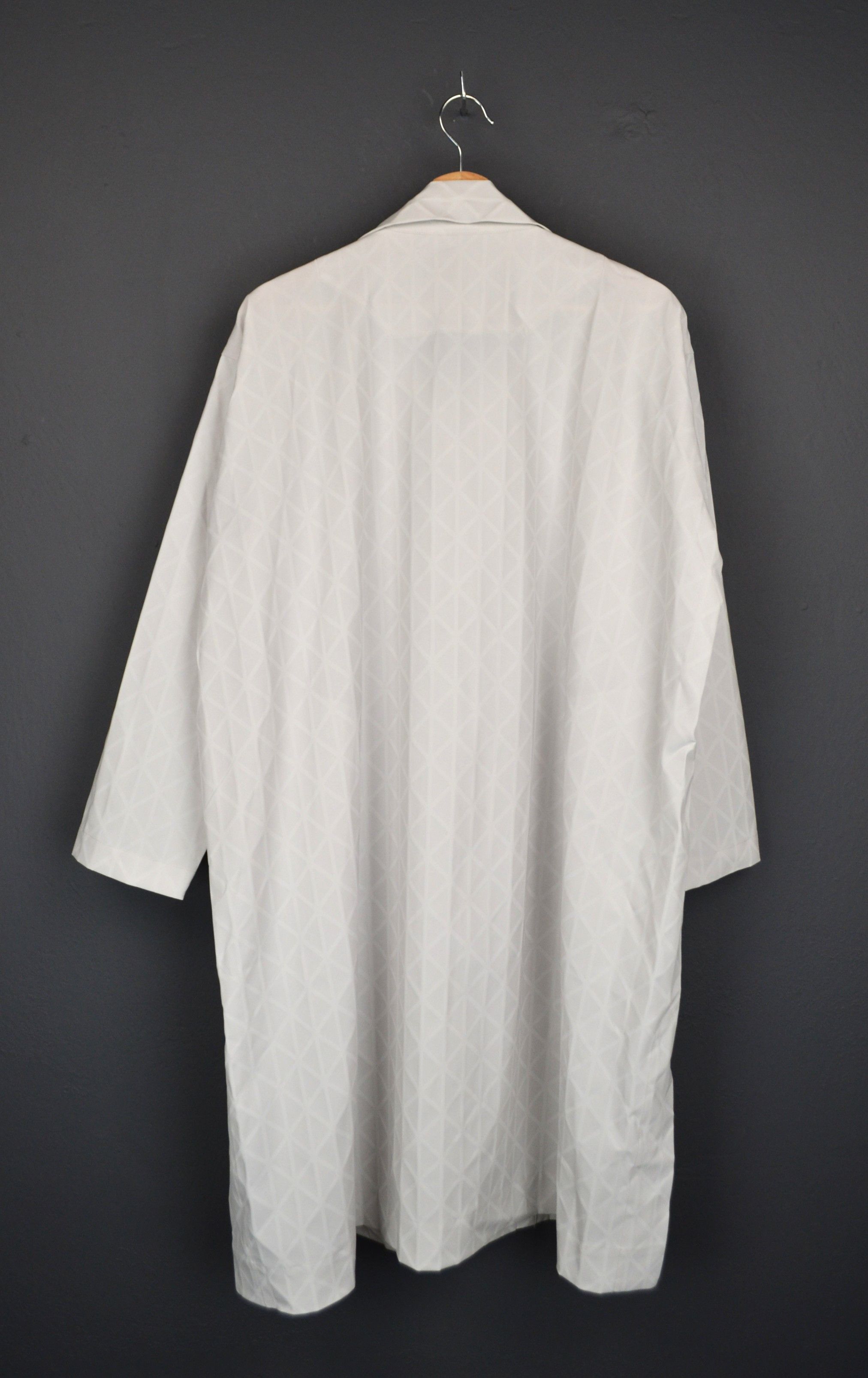 Issey Miyake Issey Miyake 1 Size Gray Blink Coat Bao Style Japan XS-S Size S / US 4 / IT 40 - 8 Thumbnail