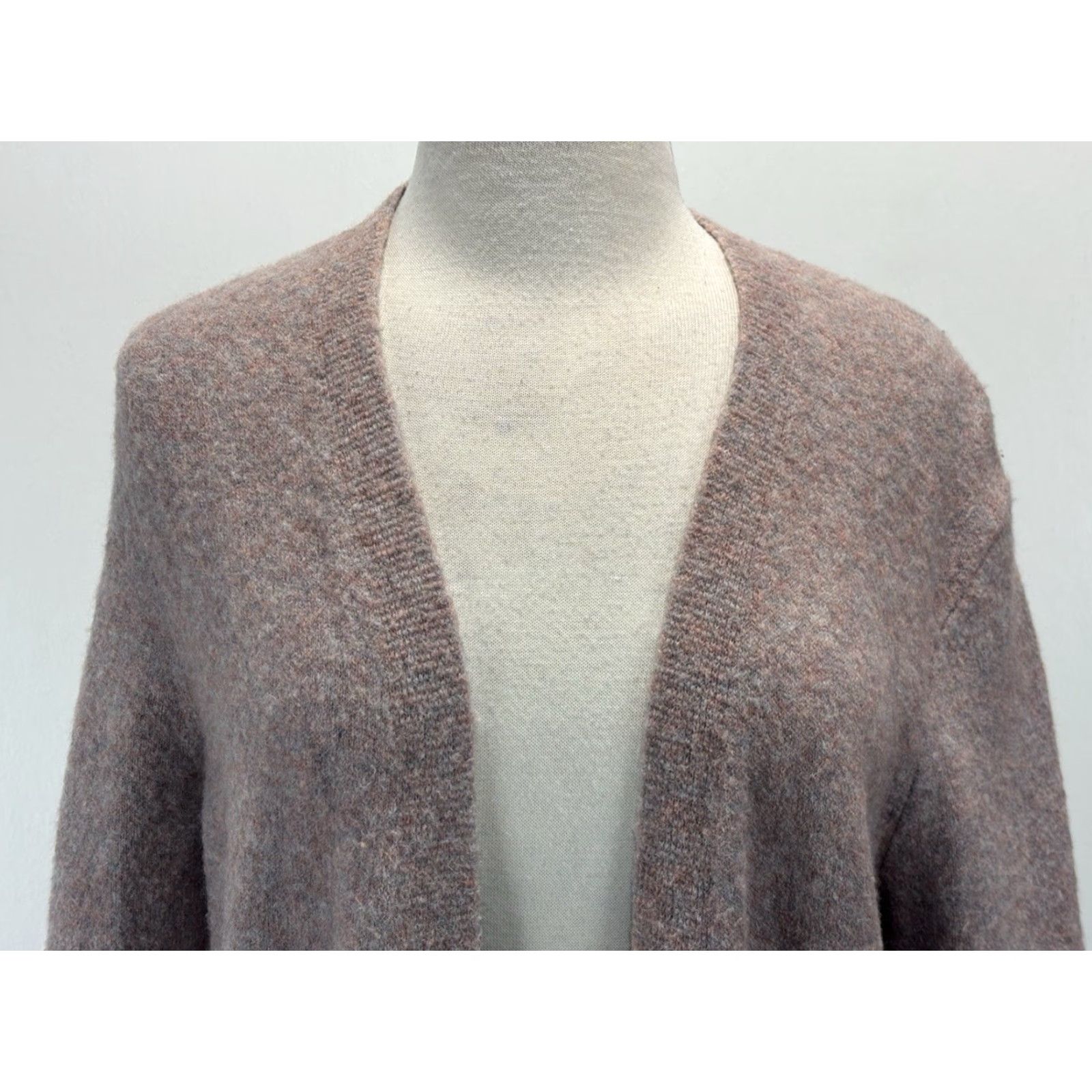Madewell VINTAGE Madewell Cardigan Sweater Women's Small Coziest Yarn Pink Marled Alpaca Wool Long Sleeve with Pockets Size S / US 4 / IT 40 - 5 Thumbnail