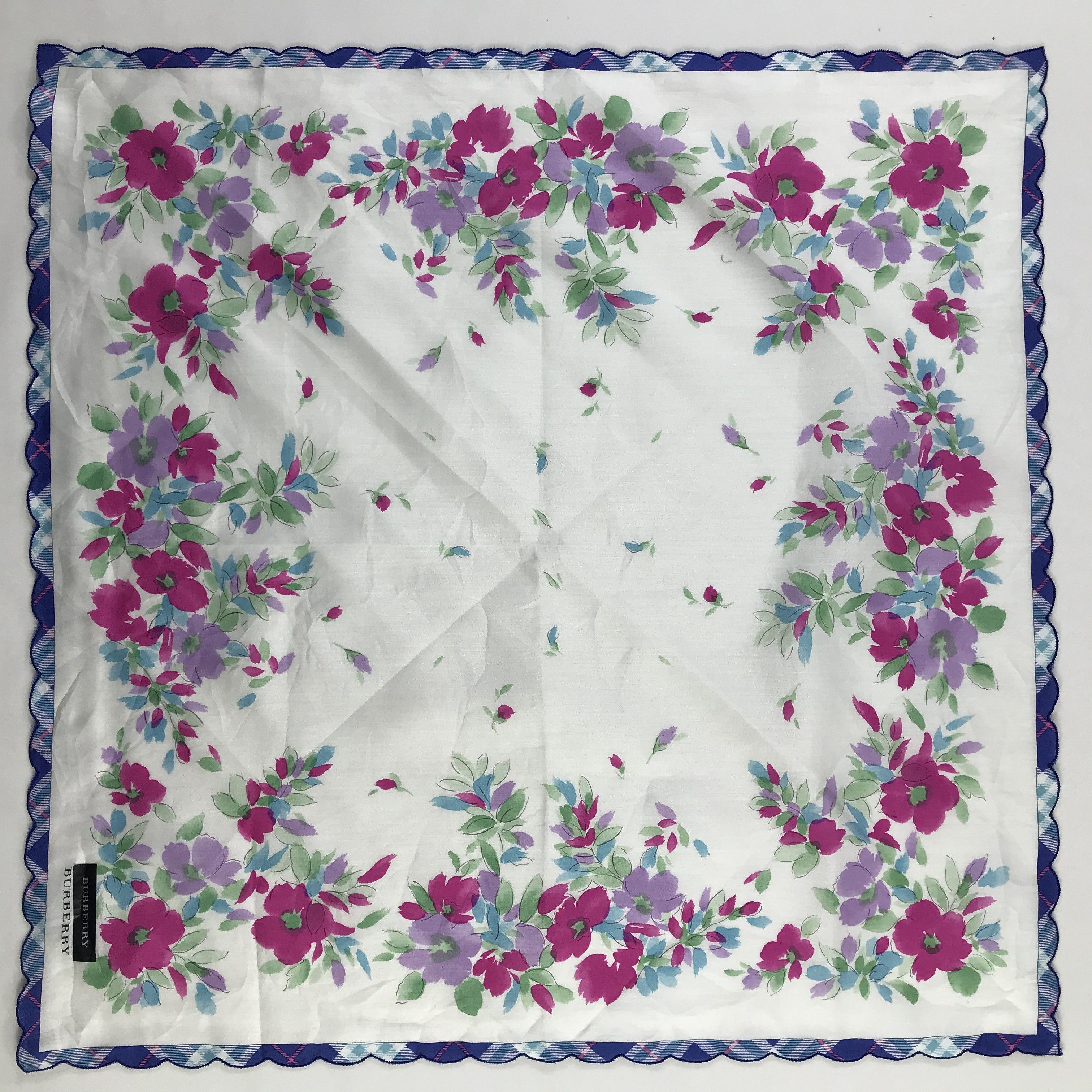 Burberry × Vintage Burberry Bandana / Handkerchief / Neckerchief - S1128 Size ONE SIZE - 1 Thumbnail