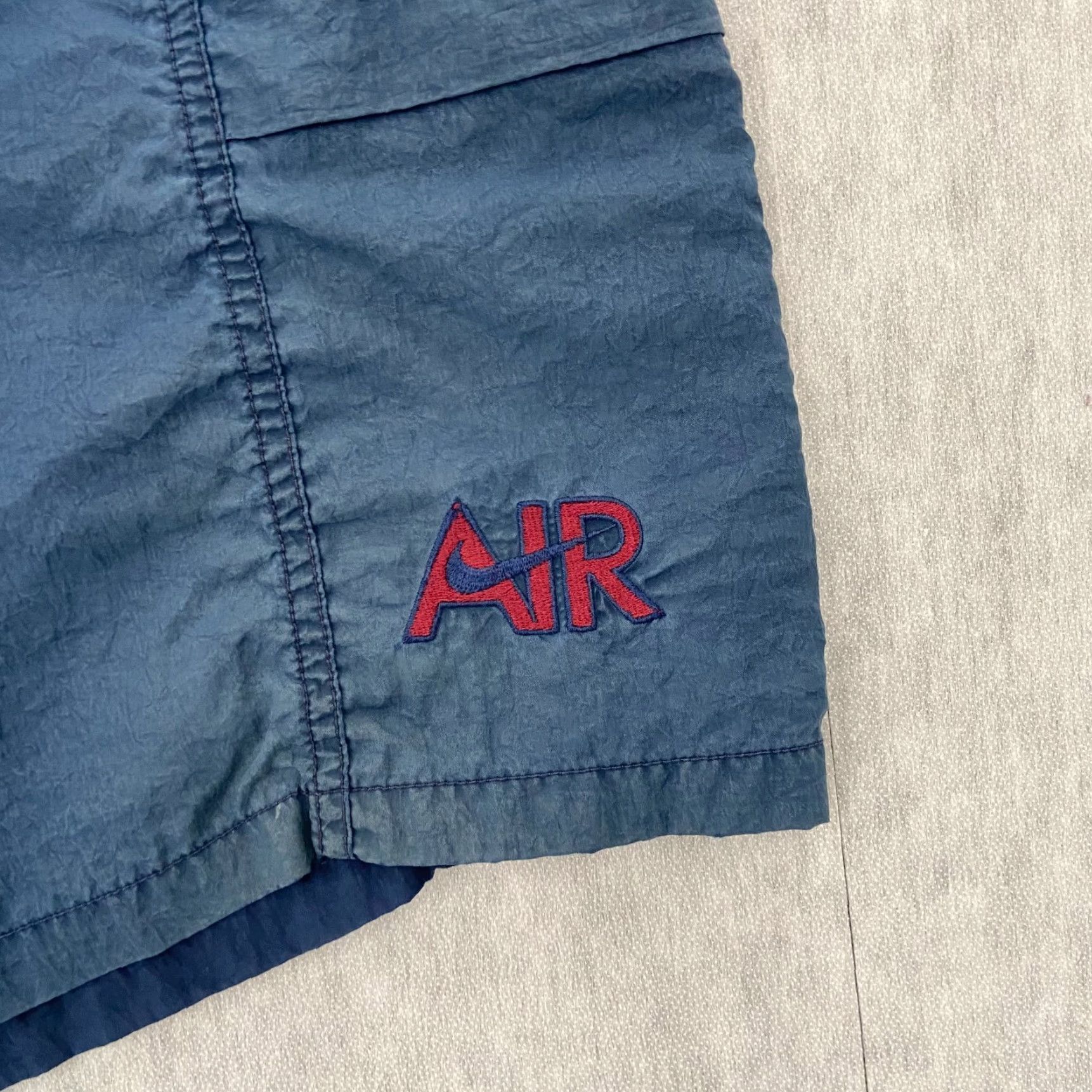 Nike VINTAGE Nike Shorts Mens Small Athletic Blue 90s Air Swoosh Drawstring Pockets Activewear Size US 29 - 3 Thumbnail