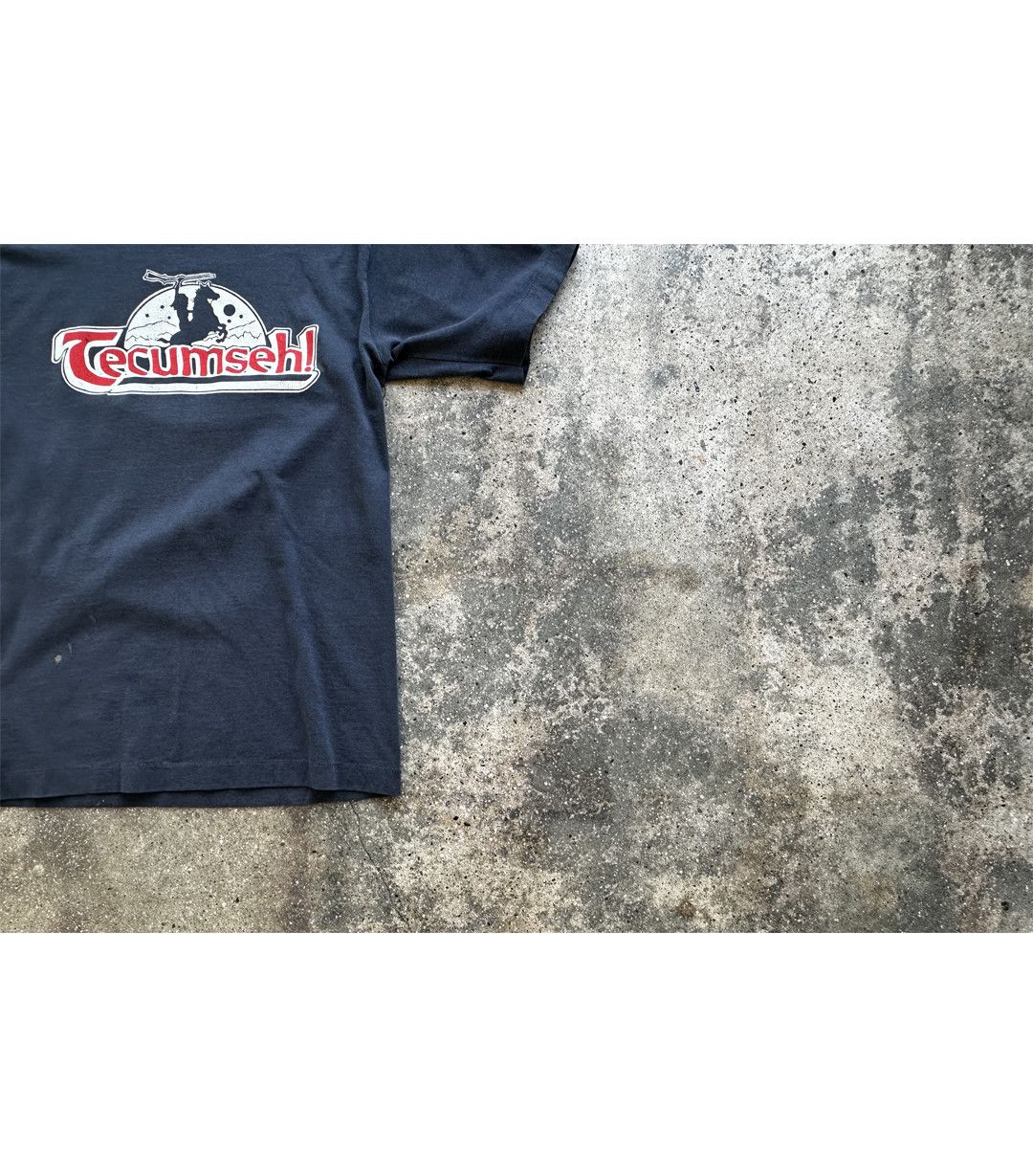 Vintage 90's Vintage Tecumseh T-Shirt Size US M / EU 48-50 / 2 - 4 Thumbnail