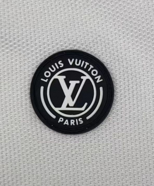 Louis Vuitton Louis Vuitton short sleeves Size S / US 4 / IT 40 - 5 Thumbnail