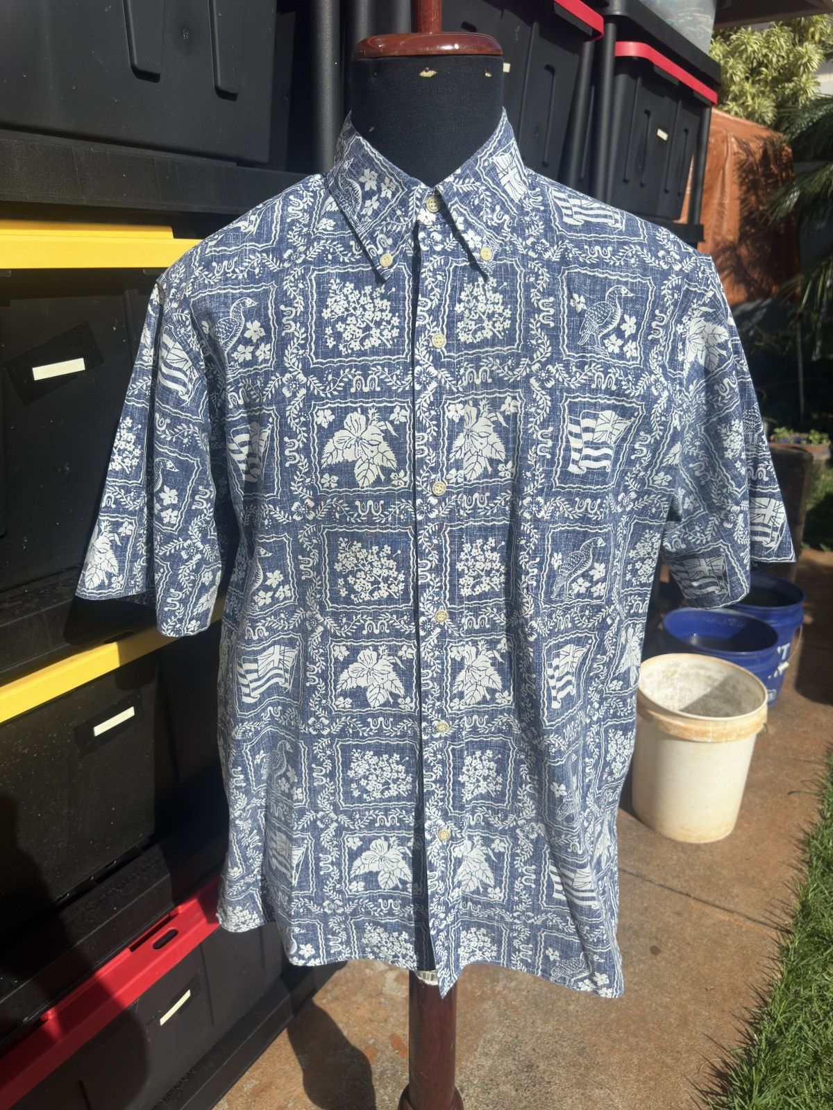PreOwned Reyn Spooner Classic Hawaiian Print Blue Men's L