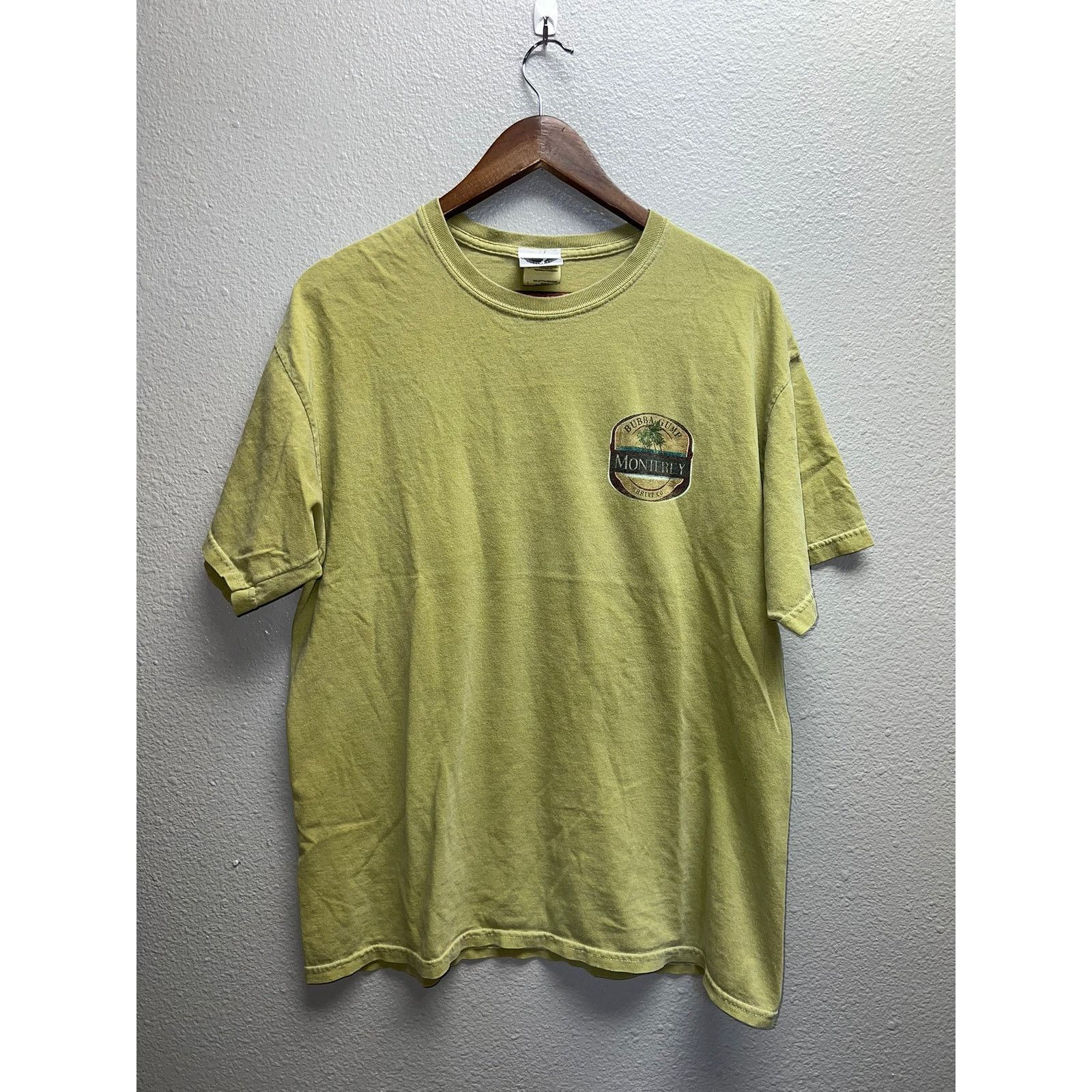 Vintage Vintage Bubba Gump Shrimp Co Shirt Monterey Green Tee Large Size US L / EU 52-54 / 3 - 2 Thumbnail