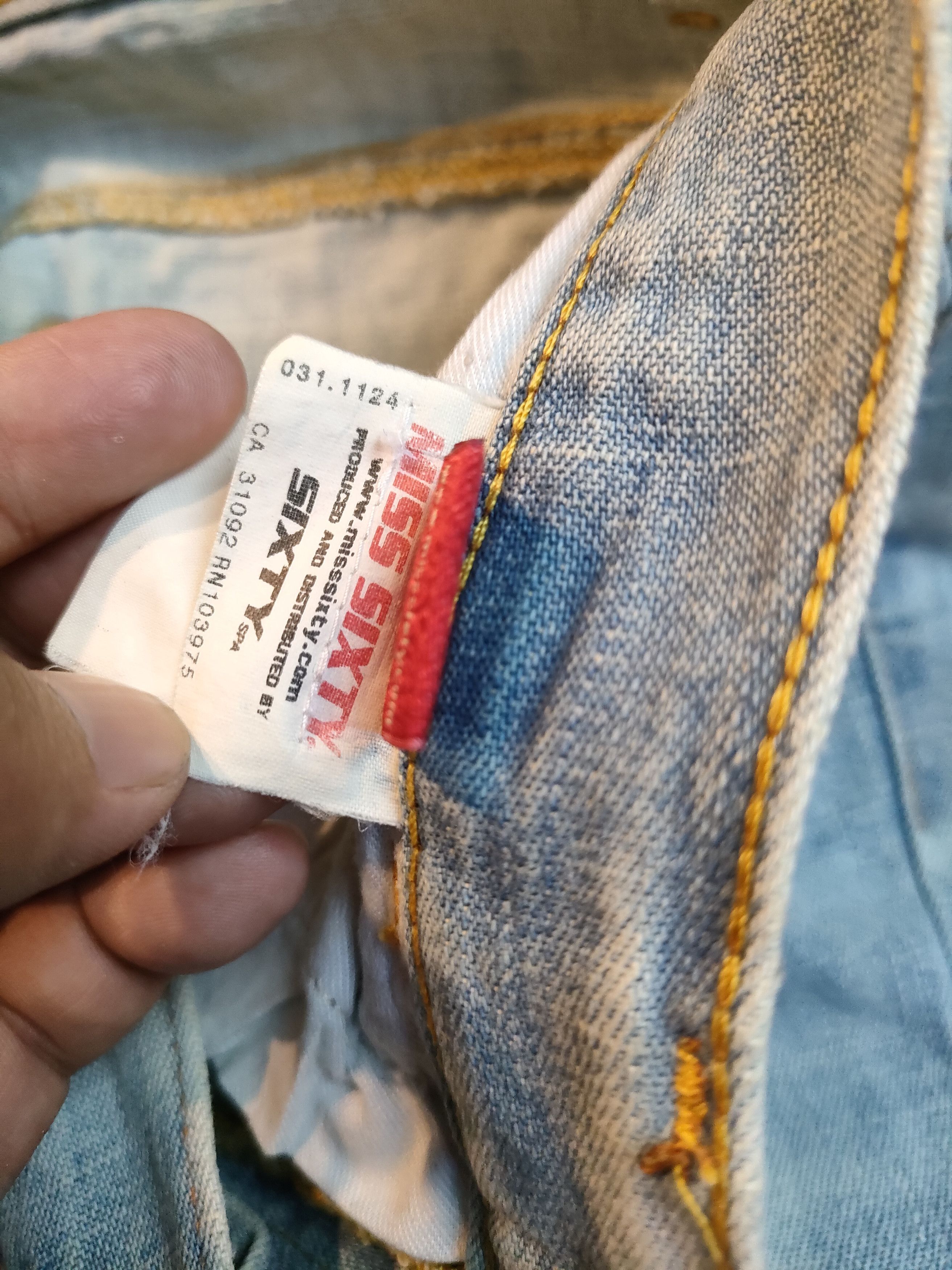 Miss Sixty Distressed Miss Sixty Flare Jeans Size 28" / US 6 / IT 42 - 4 Thumbnail