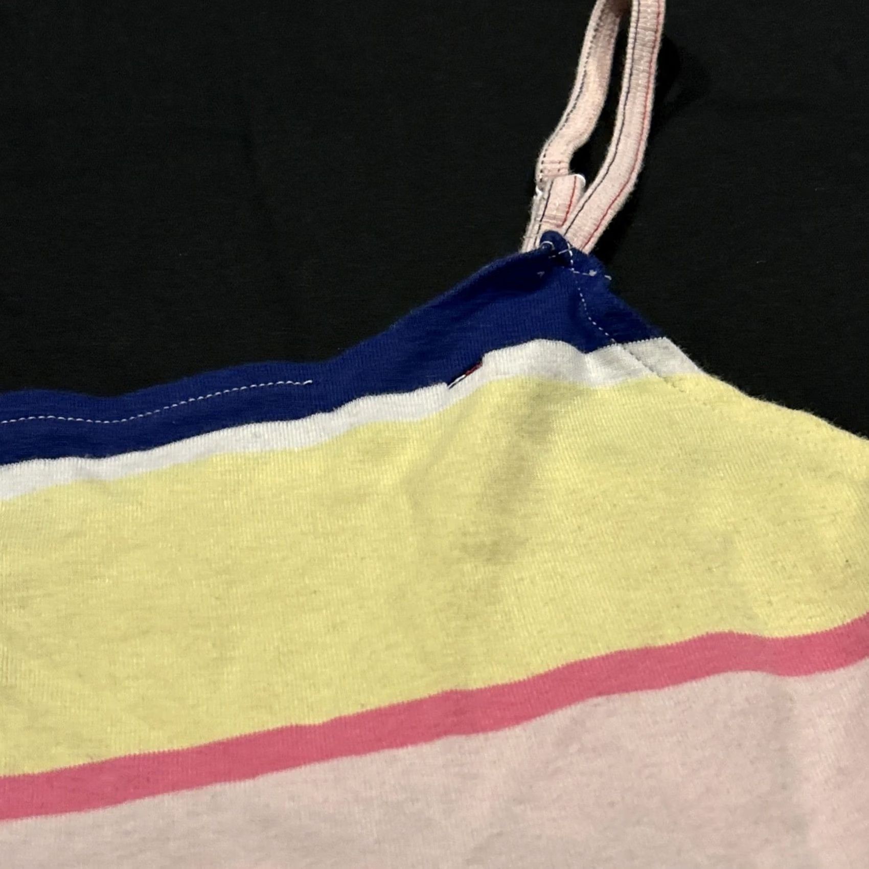 Tommy Hilfiger Item Specifications: Cushioning, Waterproof, Breathable Size M / US 6-8 / IT 42-44 - 3 Thumbnail