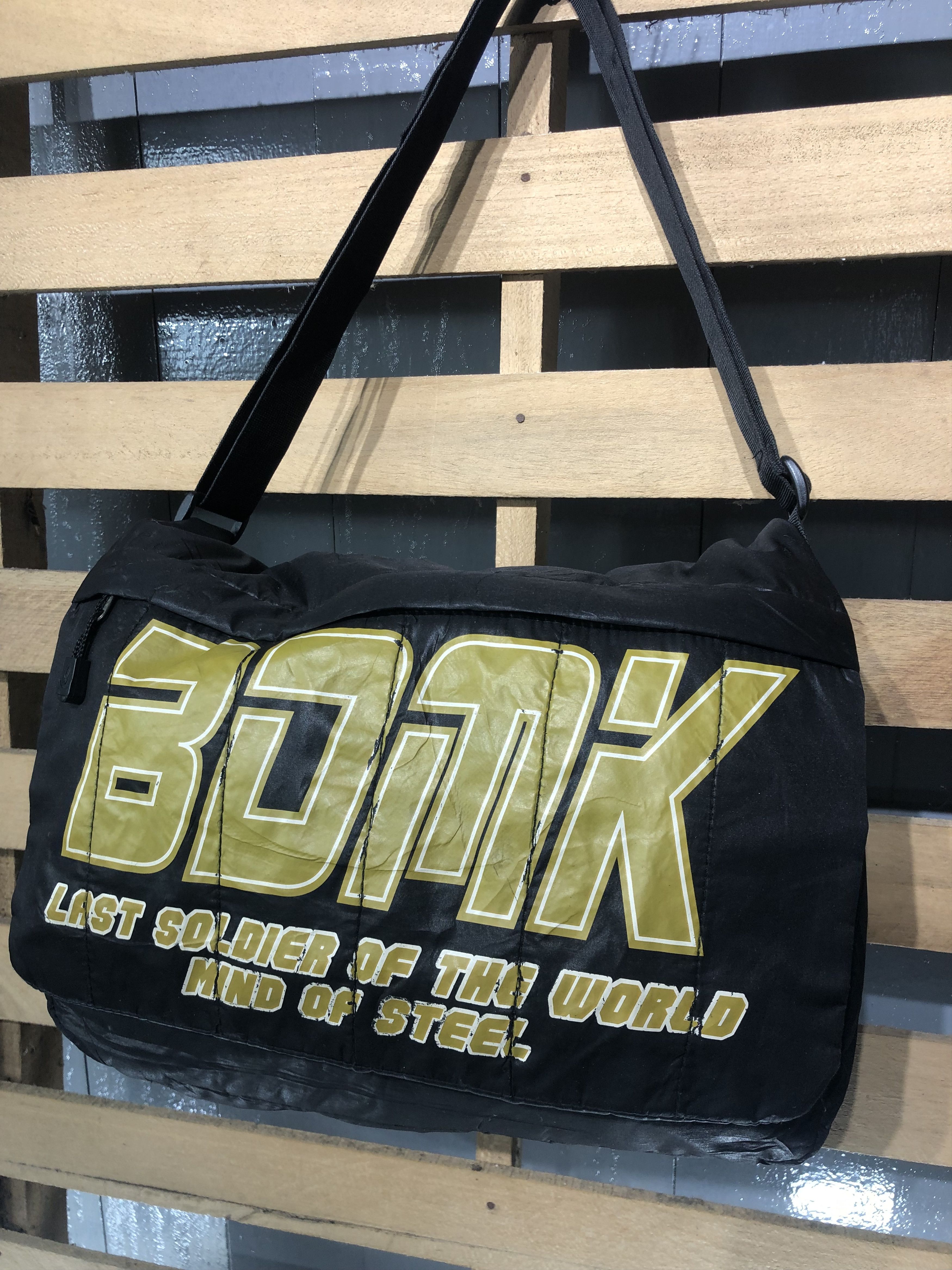 Japanese Brand Rare‼️Japanese Bomk Style Nylon Messenger Bag Size ONE SIZE - 4 Thumbnail