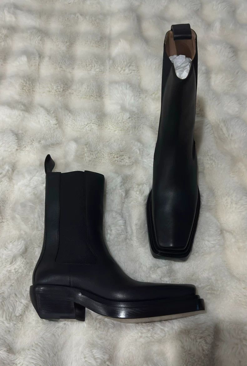 Bottega Veneta Bottega Veneta Runway Square-Toe Chelsea Boots - dmc Size US 7 / EU 40 - 1 Thumbnail