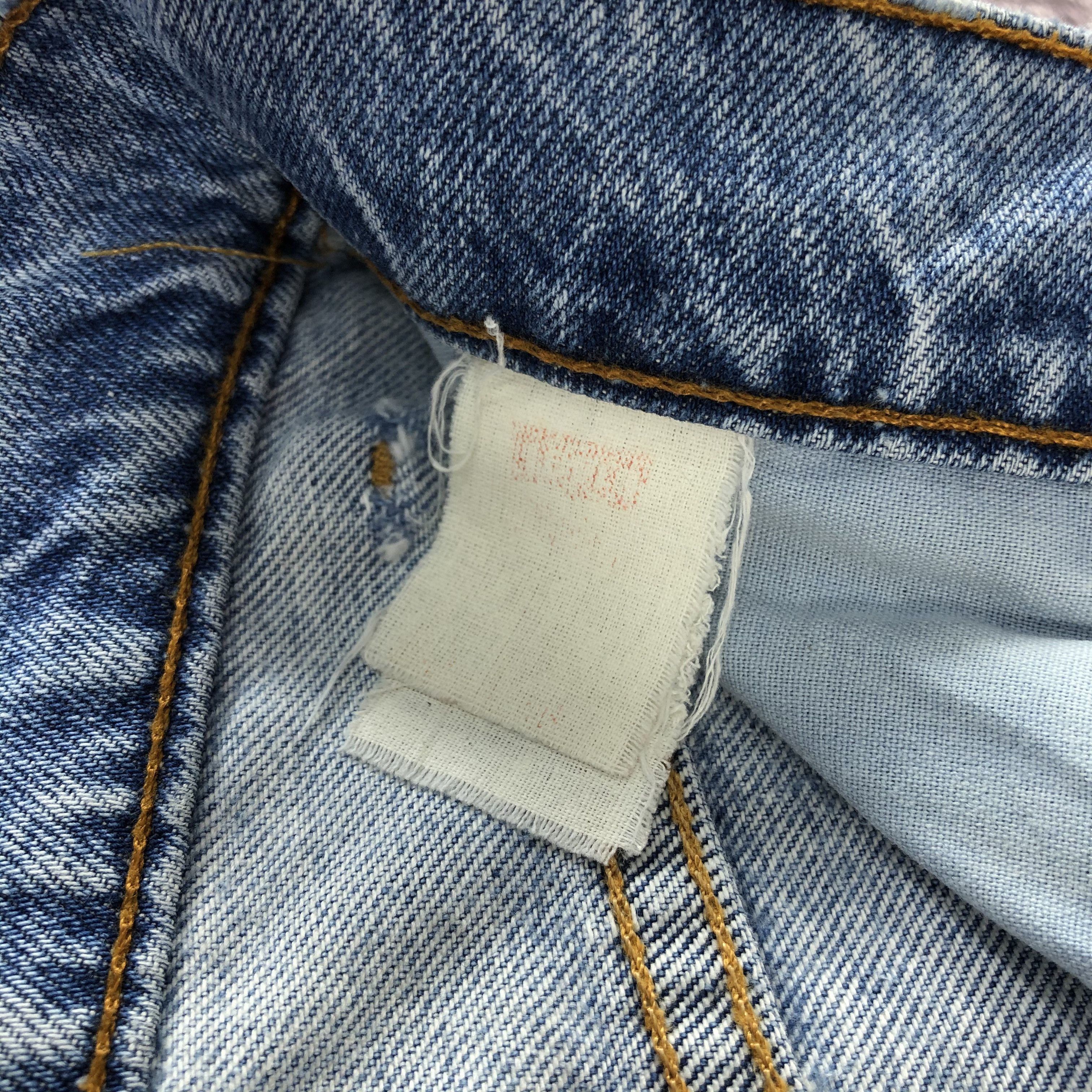 Levi's × Vintage Vintage 90s Blue Wash Levis Jeans-JM2293 Size US 31 - 14 Thumbnail