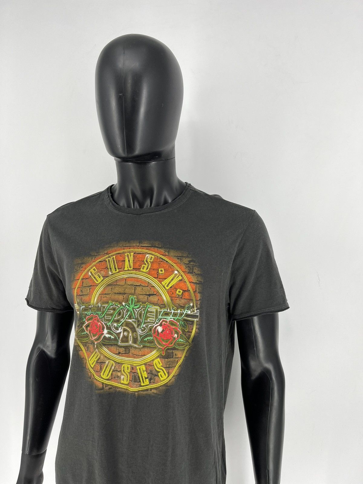 Band Tees Vintage Guns N’ Roses 🌹 Big Logo Double Sided T-Shirt Size US L / EU 52-54 / 3 - 4 Thumbnail