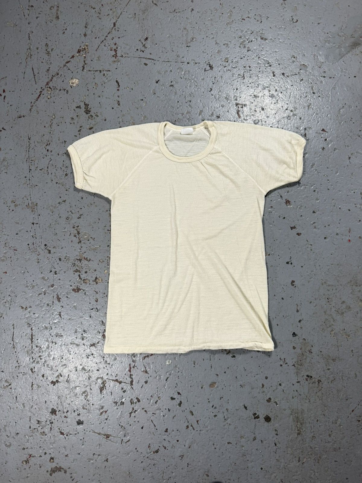 Other Vintage Single Stitch Blank Baby Compression Tight Tee Size US M / EU 48-50 / 2 - 2 Thumbnail
