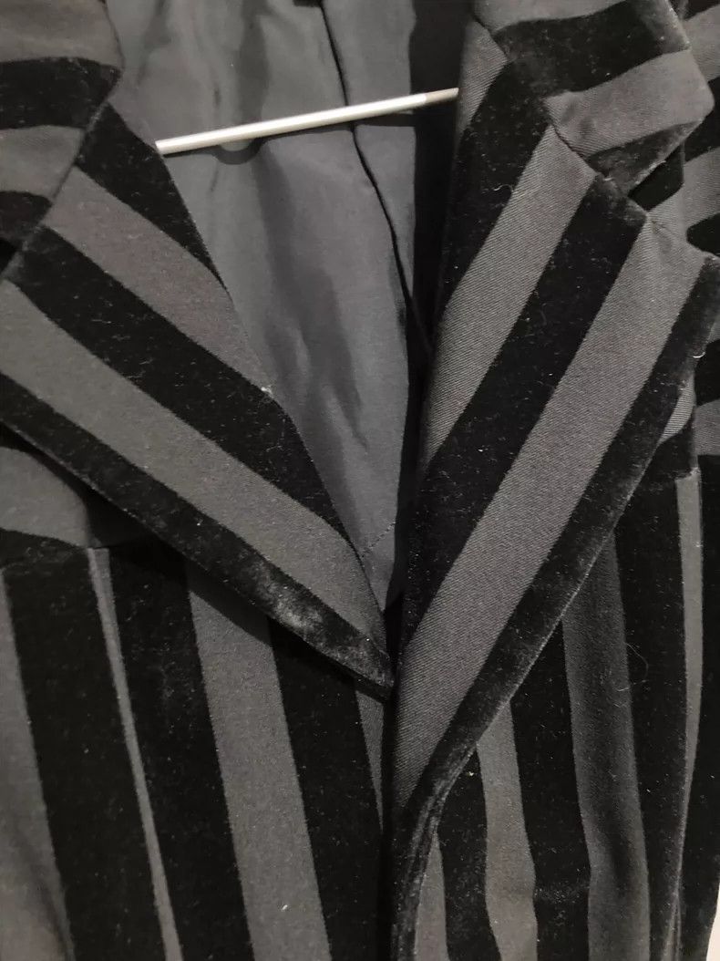 Comme des Garcons Comme des Garcons Black velvet striped suit jacket Size M / US 6-8 / IT 42-44 - 8 Thumbnail