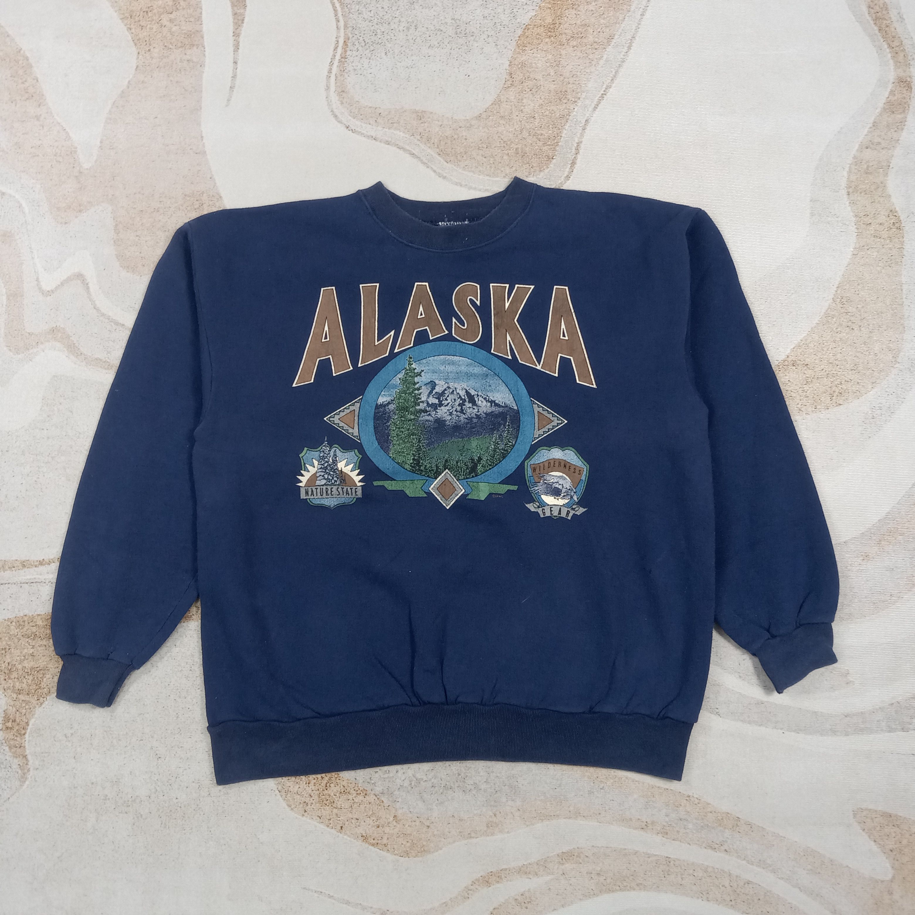 Vintage 90's Alaska Nature Design Sweatshirt C291N2 Size US L / EU 52-54 / 3 - 1 Thumbnail