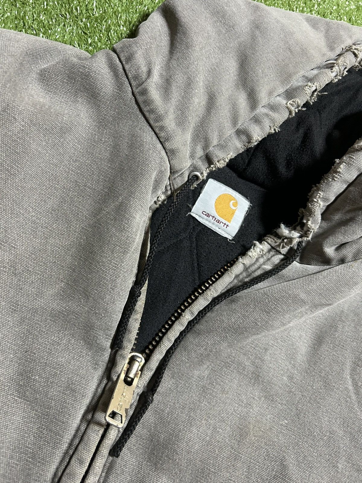 Carhartt VINTAGE 90’s CARHARTT DISTRESSED FADED WORKWEAR JACKET USA Size US XL / EU 56 / 4 - 8 Thumbnail