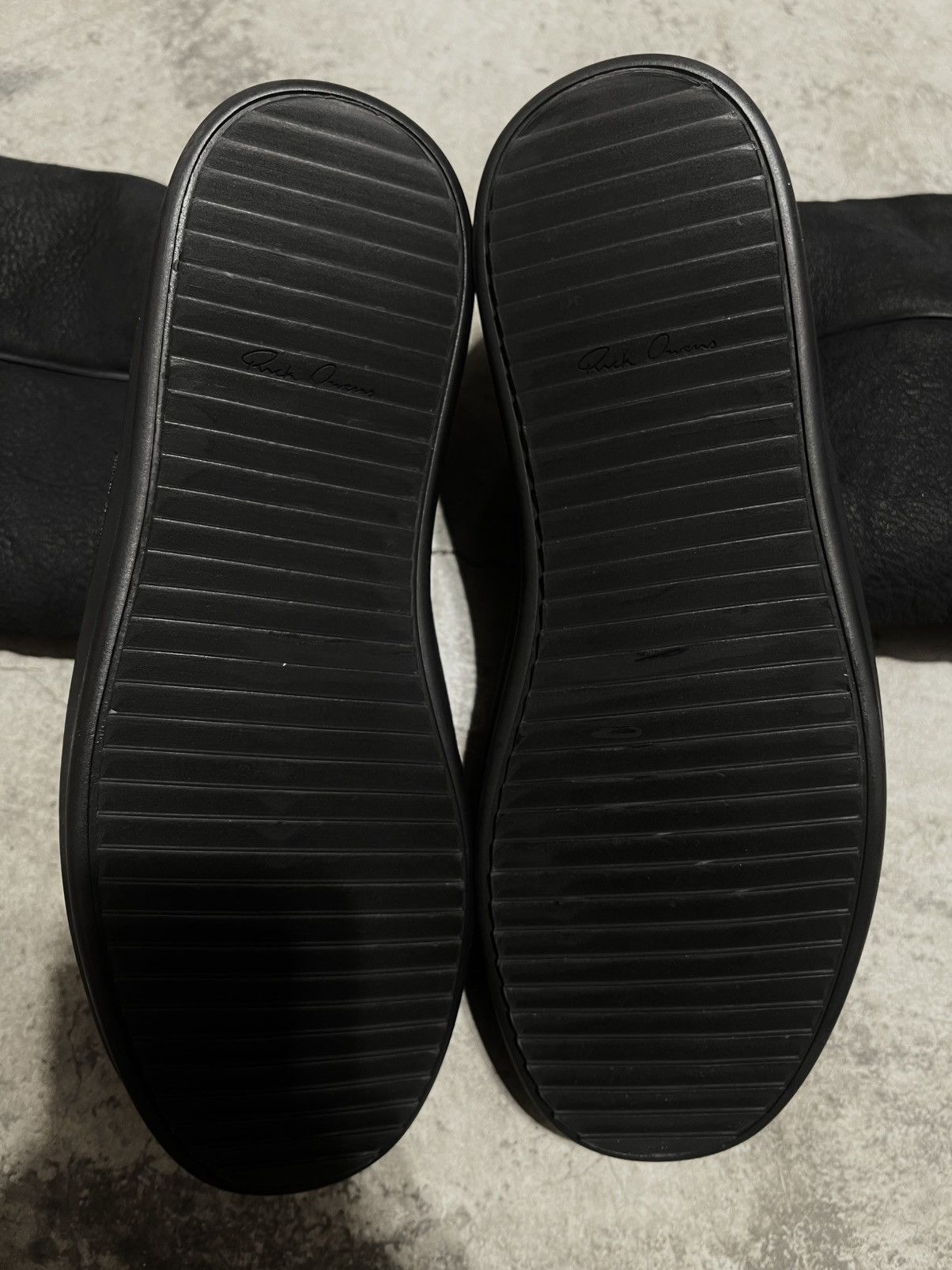 Rick Owens Rick Owens FW14 Moody Blistered Lambskin Shearling Uggs High Size US 9.5 / EU 42-43 - 5 Thumbnail