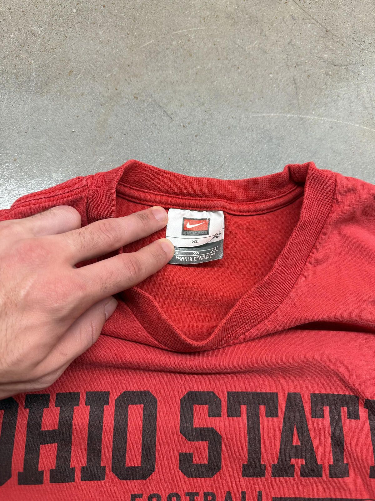 Nike Vintage Y2K Nike Team Ohio State Buckeyes Football T-shirt Size US XL / EU 56 / 4 - 3 Thumbnail