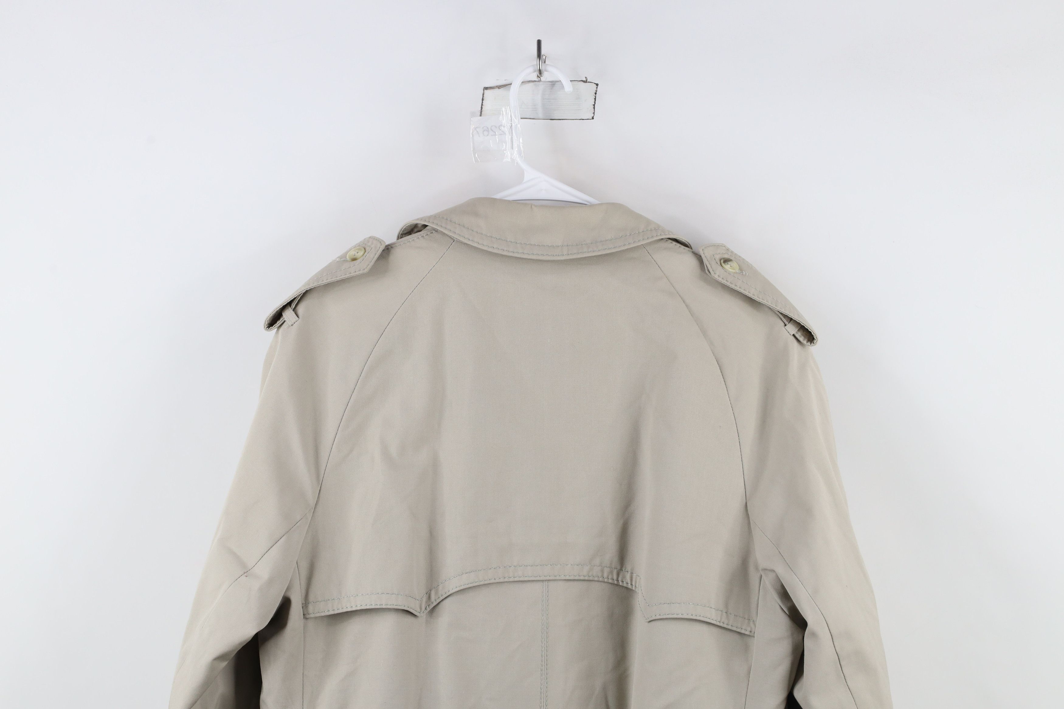 Vintage Vintage 70s Streetwear Lined Heavy Belted Trench Coat Beige Size US XXL / EU 58 / 5 - 16 Thumbnail