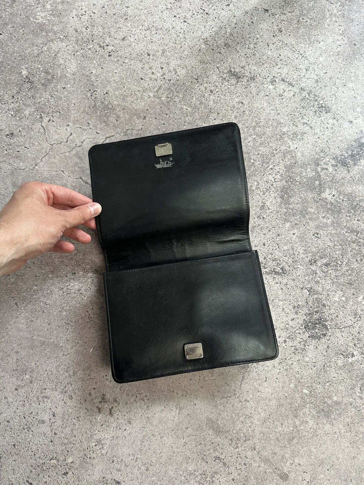 If Six Was Nine VINTAGE JEAN PAUL GAULTIER LEATHER BAG METAL PLATE LOGO Size ONE SIZE - 10 Thumbnail