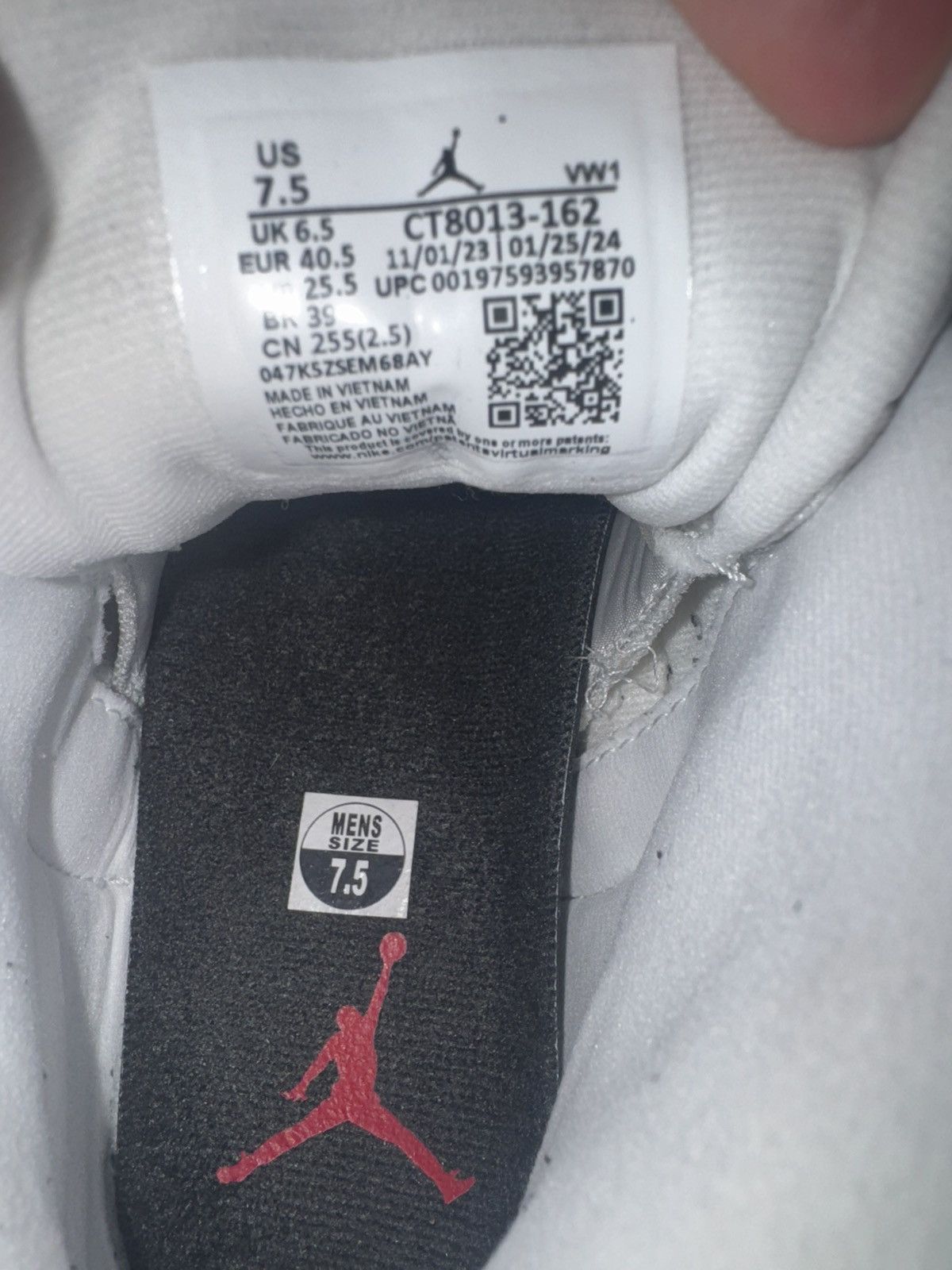 Jordan Brand Jordan 12 Retro ‘Taxi Flip’ Size 7.5M Size US 7.5 / EU 40-41 - 3 Thumbnail