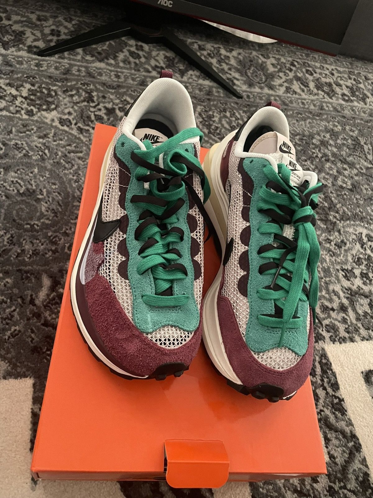 Nike × Sacai Nike Vaporwaffle/ Sacai Villain Red Size US 8.5 / EU 41-42 - 2 Thumbnail