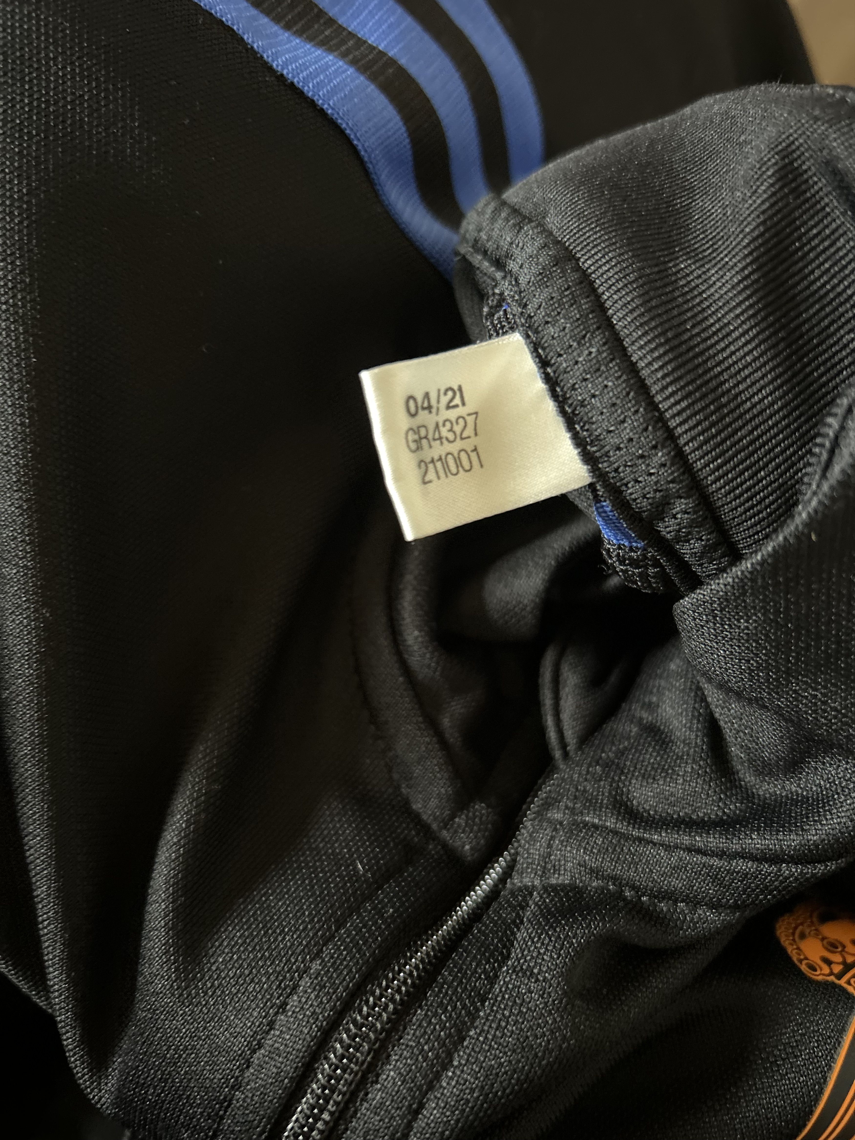 Adidas REAL MADRID F.C. Adidas - 2021 - 2022 - L - UNIQUE Size US L / EU 52-54 / 3 - 7 Thumbnail