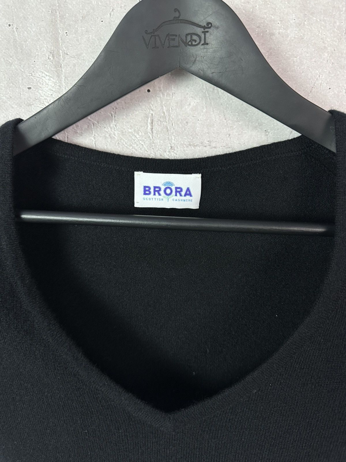 Other Brora Scottish Casmere Black V-neck Short Sleeve T-shirt Size M / US 6-8 / IT 42-44 - 3 Thumbnail