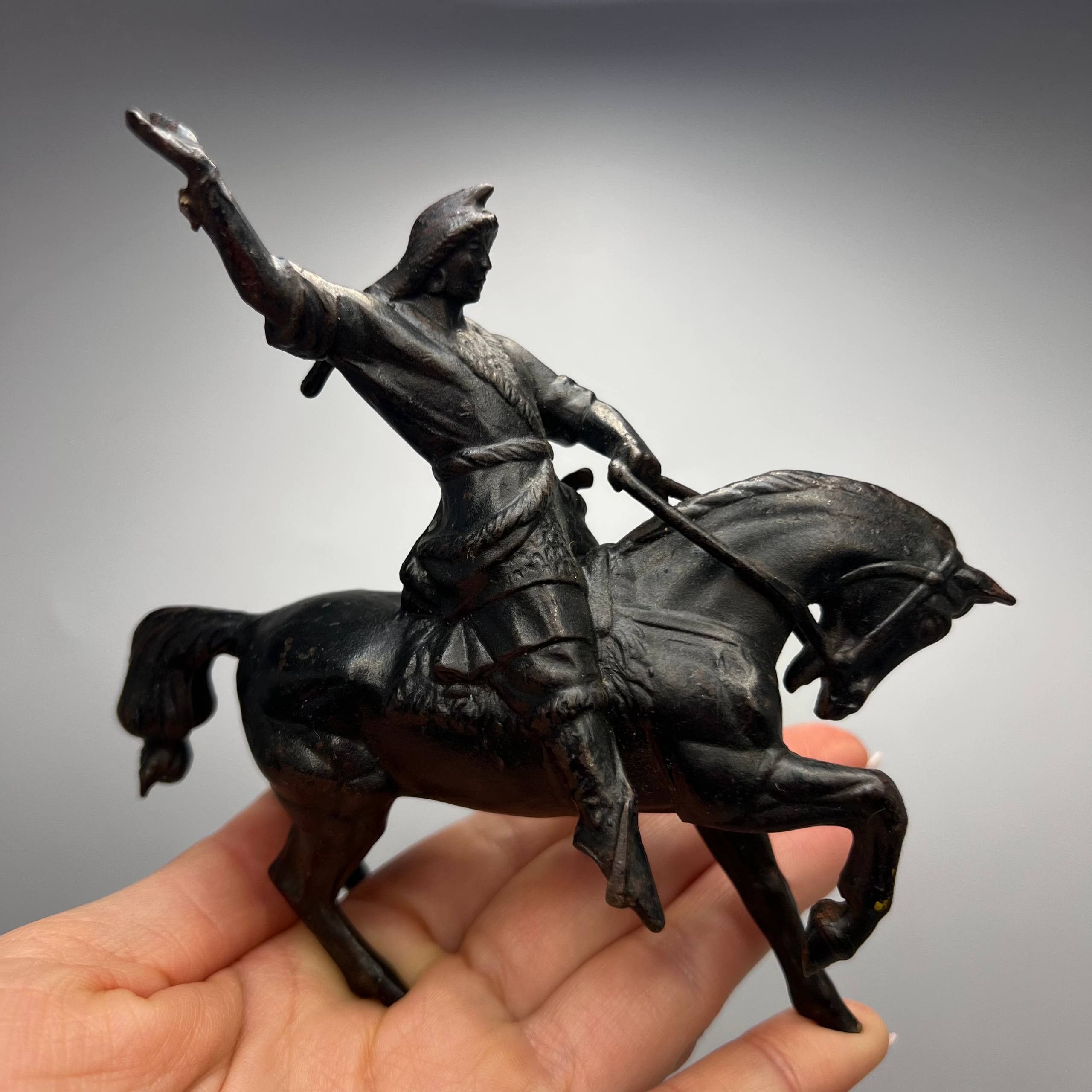 Vintage Vintage Cast Iron Horse Rider Figurine Warrior on Horse Size ONE SIZE - 1 Thumbnail