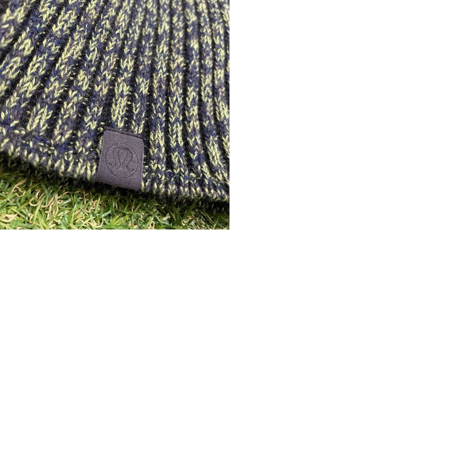 Lululemon Lululemon Sweater Womens Size 8 Merino Wool Blend Mock Neck Heavyweight Green Size M / US 6-8 / IT 42-44 - 9 Thumbnail