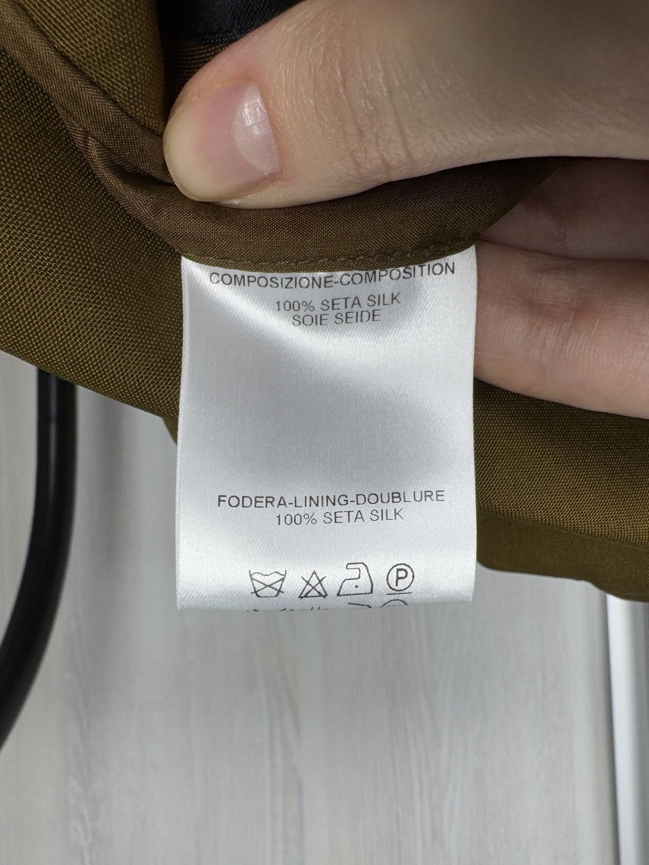 Gucci Gucci x Tom Ford era olive green full silk buttoned blazer Size S / US 4 / IT 40 - 13 Thumbnail