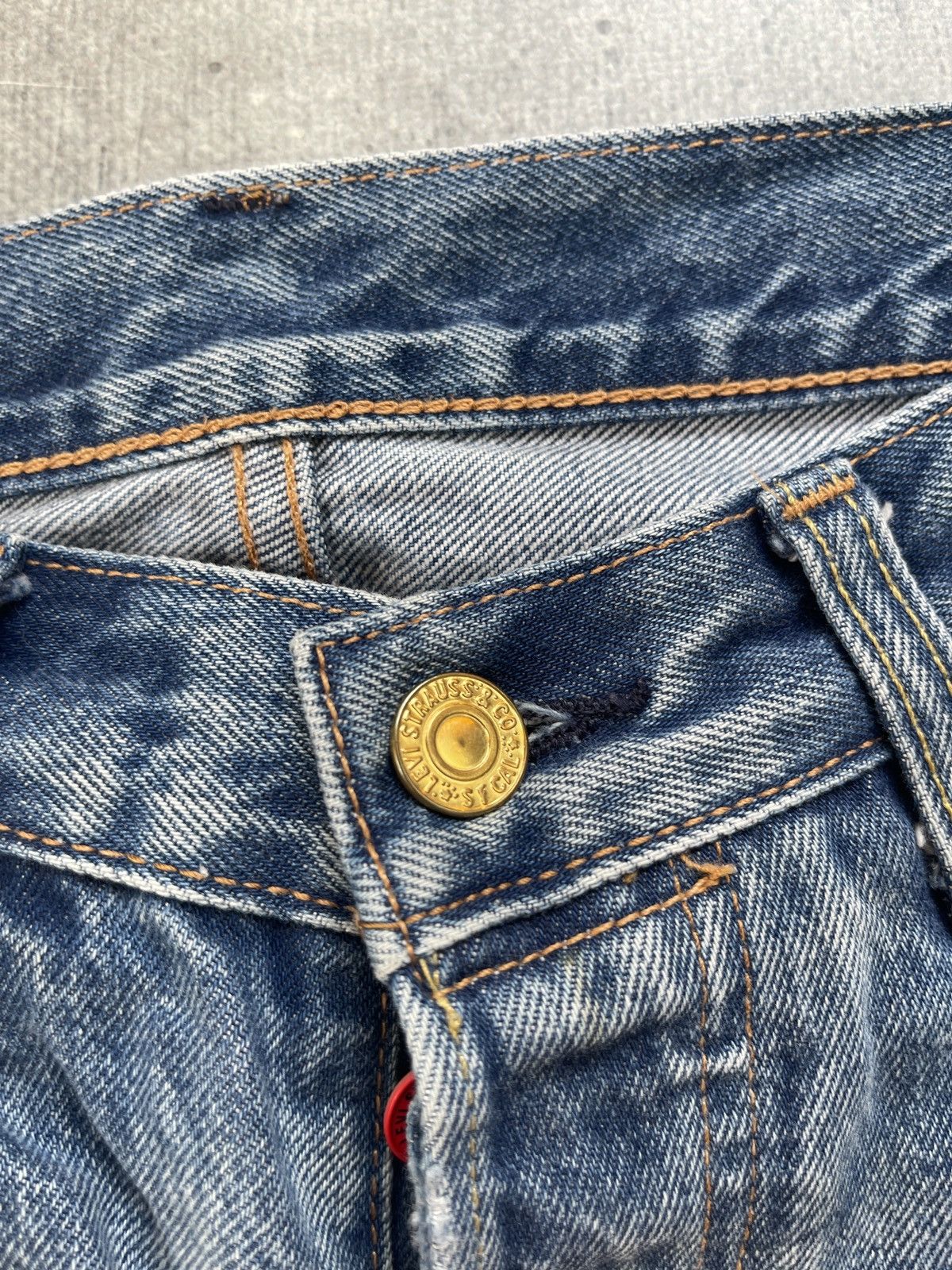 Levi's Levis 501 93 Big E x Super Mario Selvedge Jeans Size US 30 / EU 46 - 9 Thumbnail