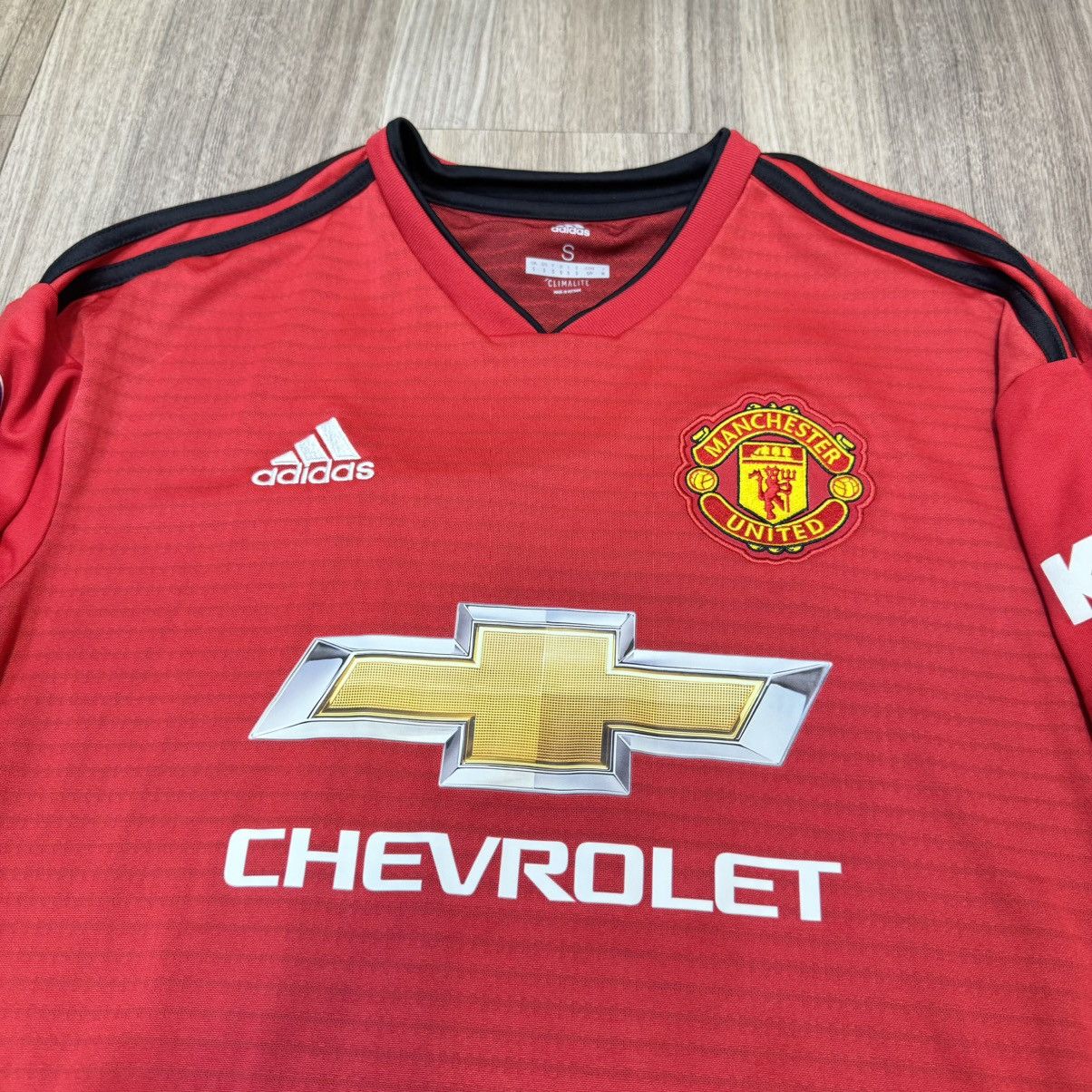 Adidas Manchester United 18/19 home shirt #11 Martial Size US S / EU 44-46 / 1 - 3 Thumbnail