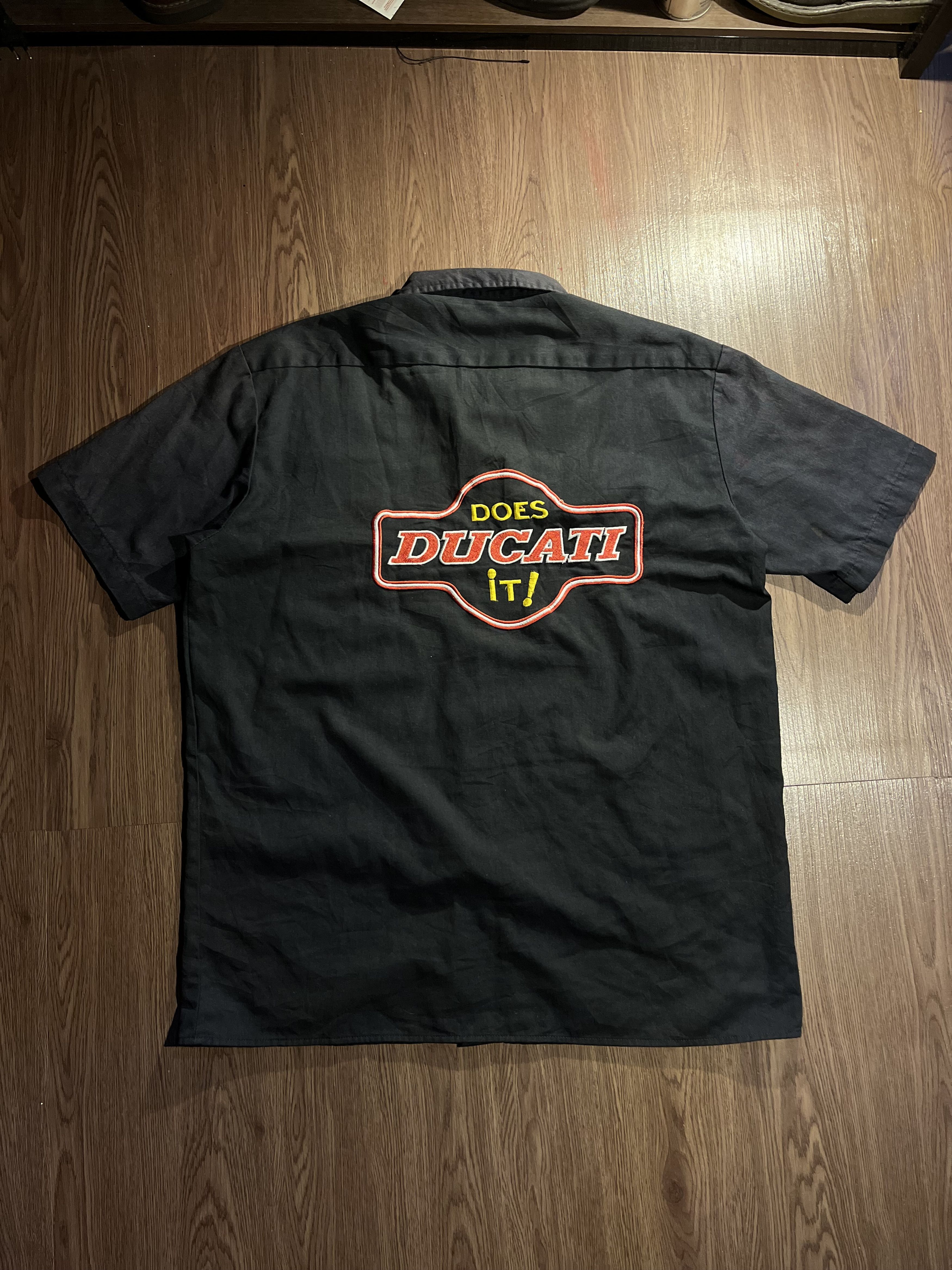 Vintage MOTO Ducati “DUCATI DOES IT” Workshirt (Dickies)