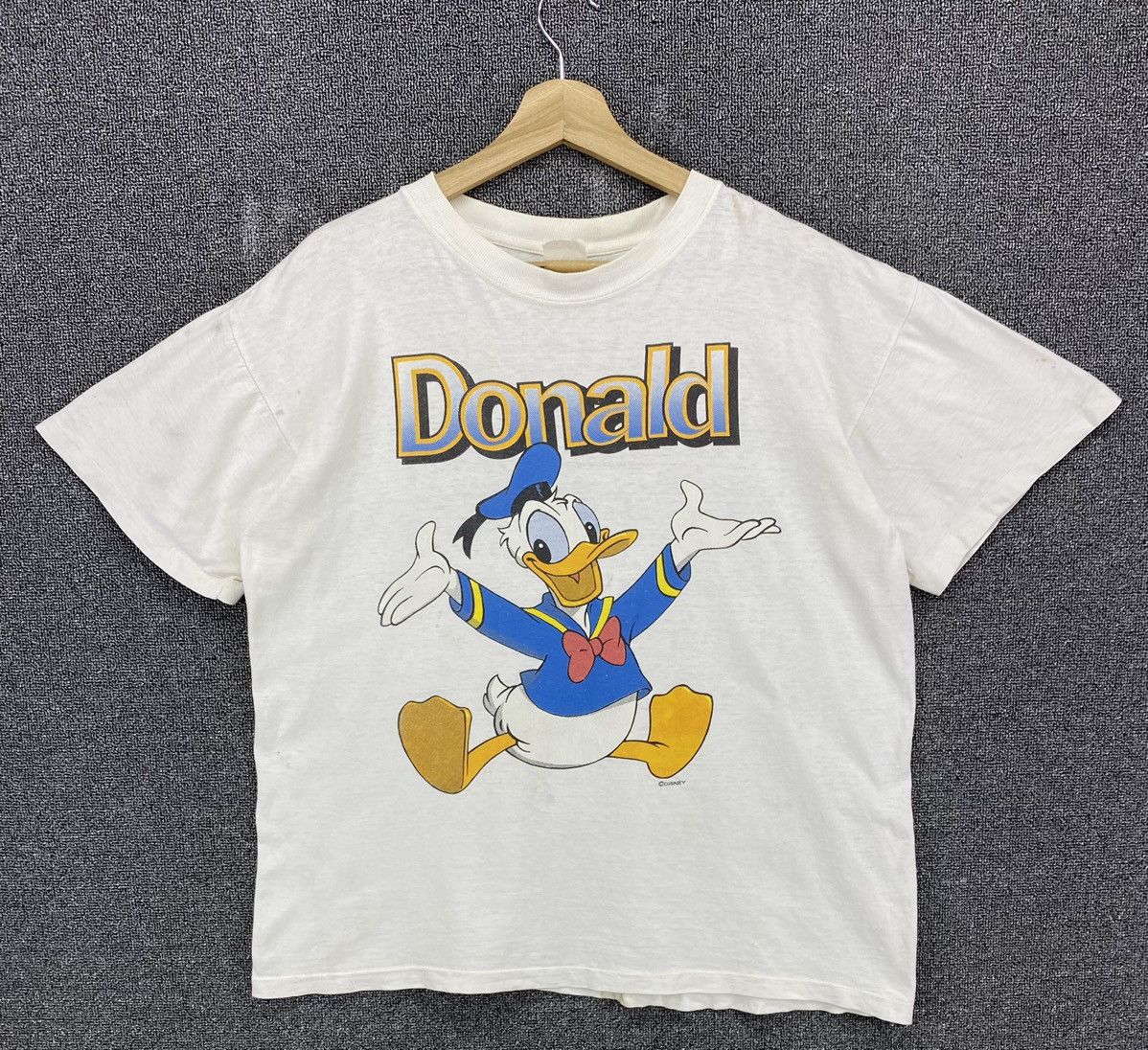Vintage Vintage Donald Duck Big Printed Tees T Shirts Size US L / EU 52-54 / 3 - 1 Thumbnail