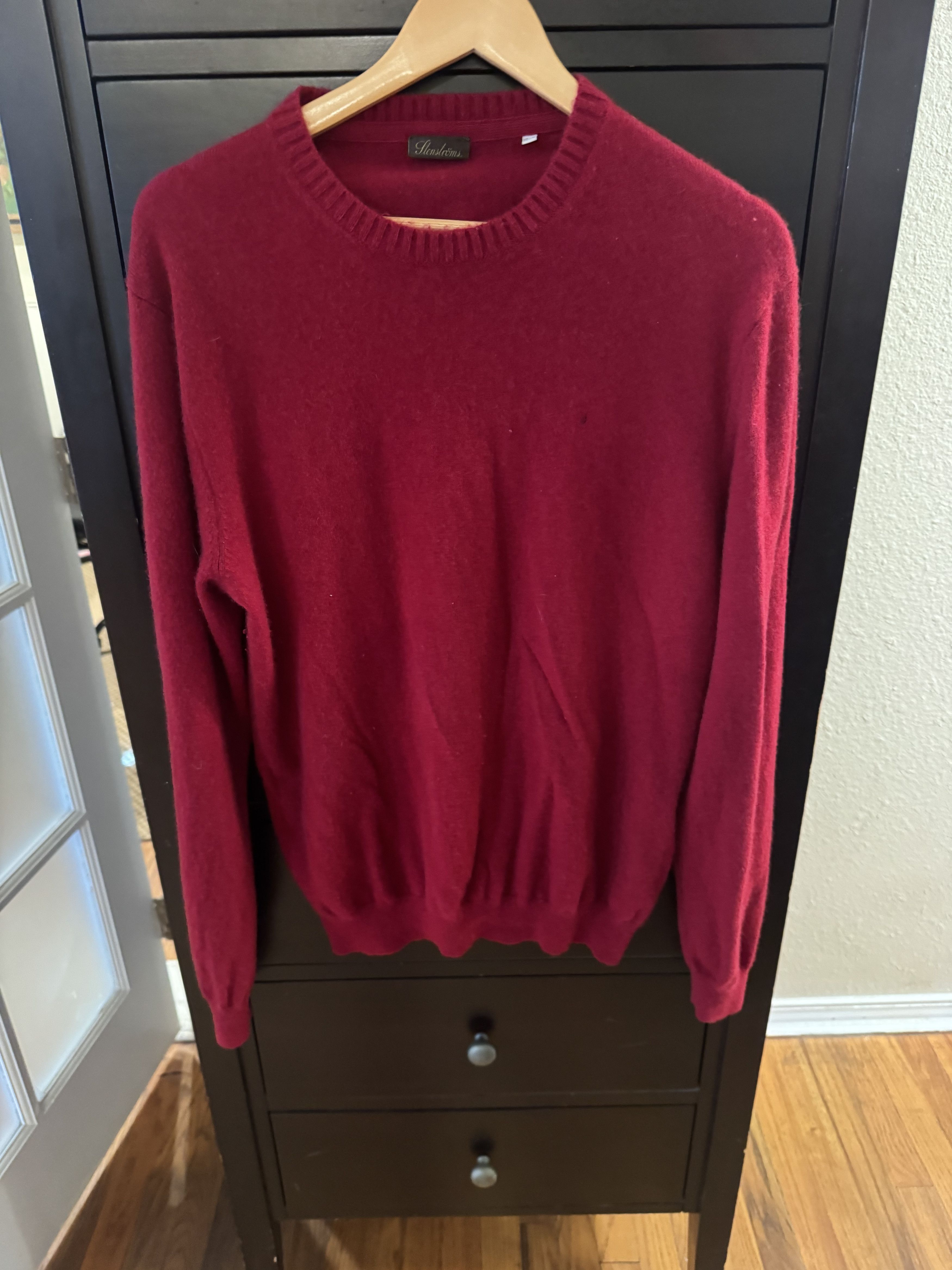 Strenstroms Stenstroms Red Cashmere Sweater. US L Size US L / EU 52-54 / 3 - 1 Thumbnail