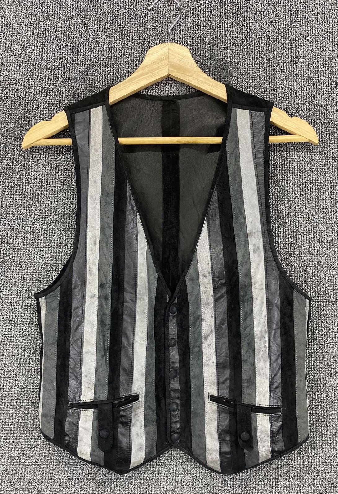 Vintage Vintage Fiorucci Striped Leather Vest Size XS / US 0-2 / IT 36-38 - 1 Thumbnail